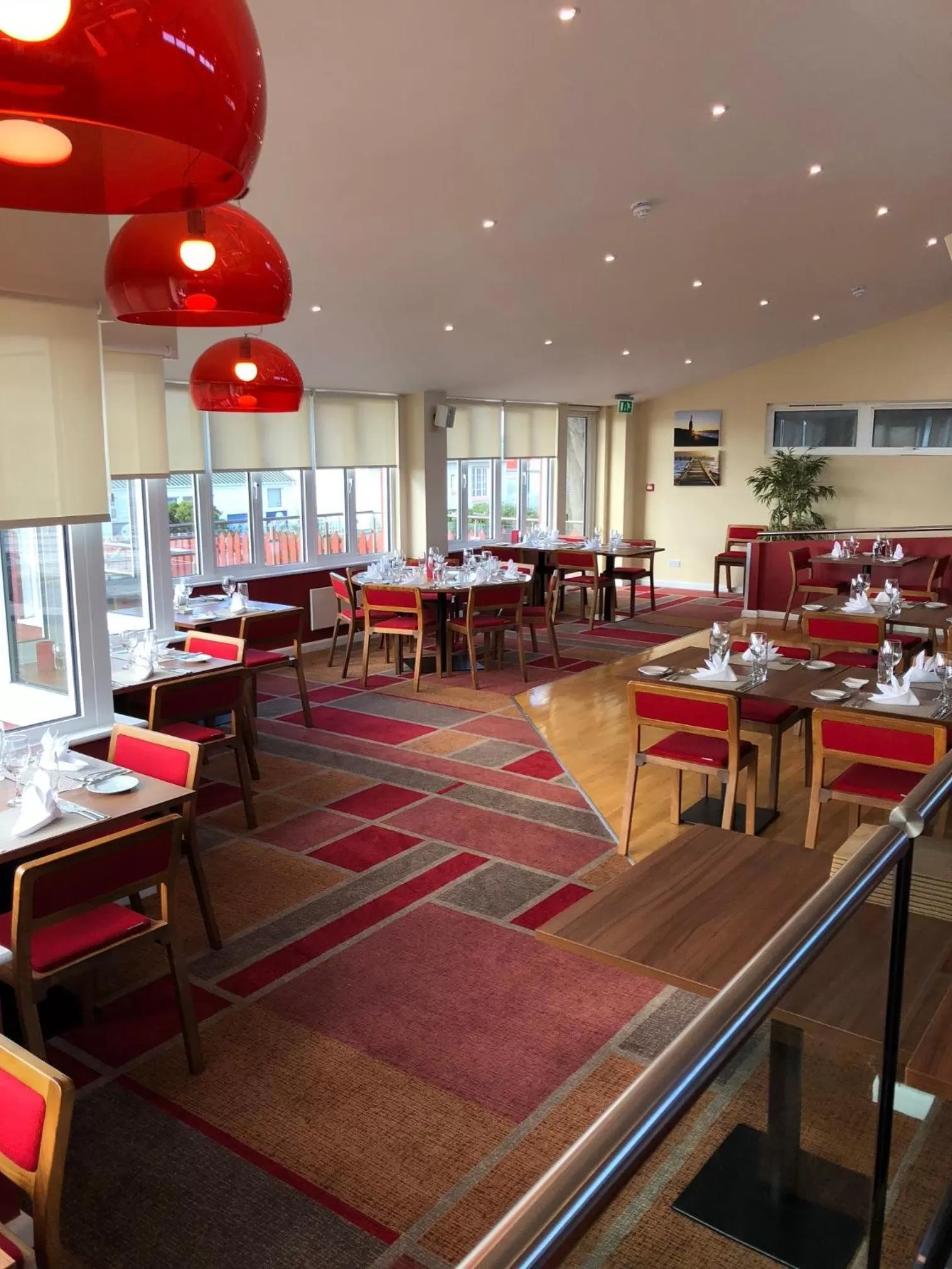 Restaurant/Places to Eat in Malvina House Hotel