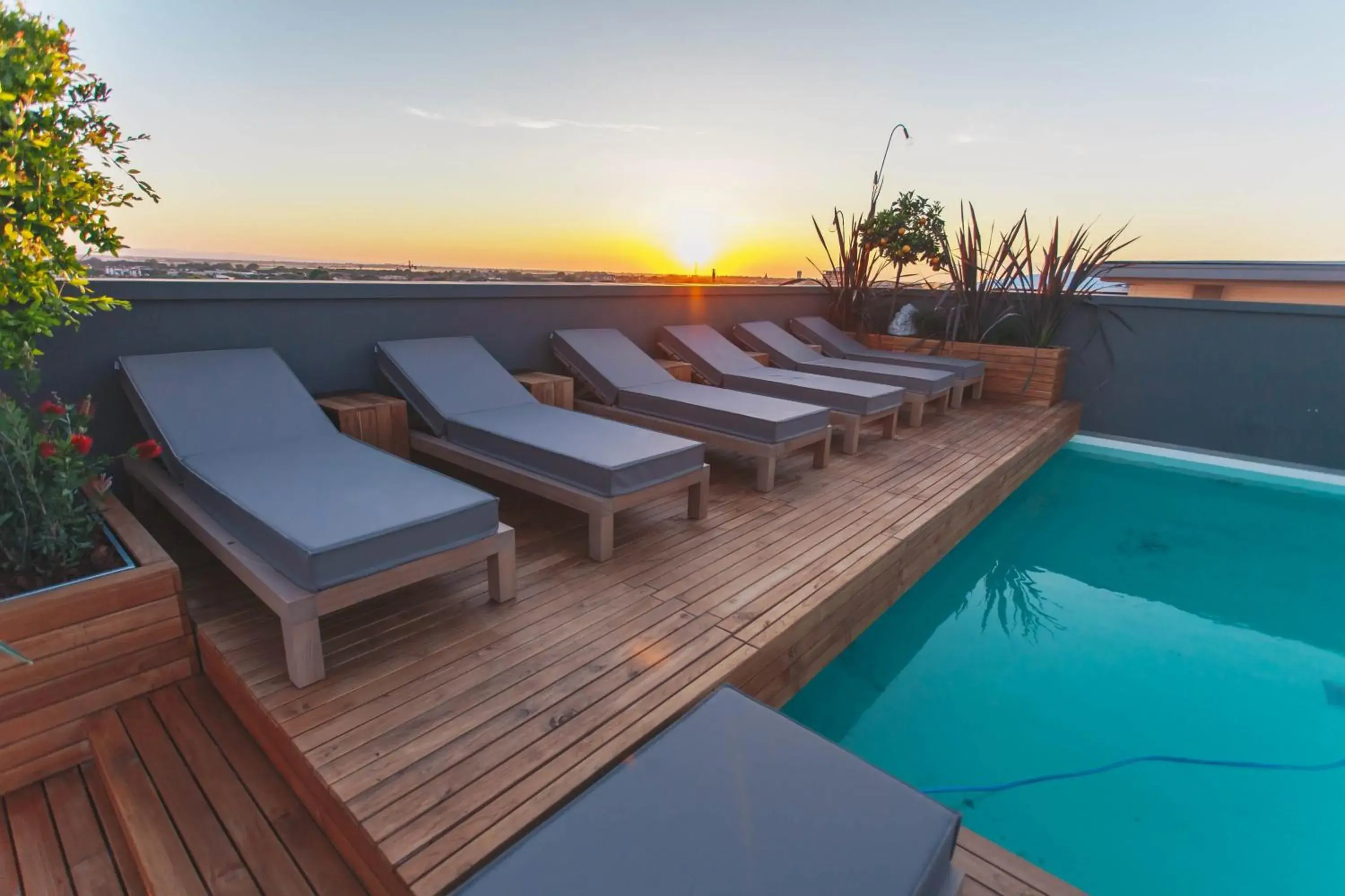 Swimming Pool in Villa Del Mare Spa Resort