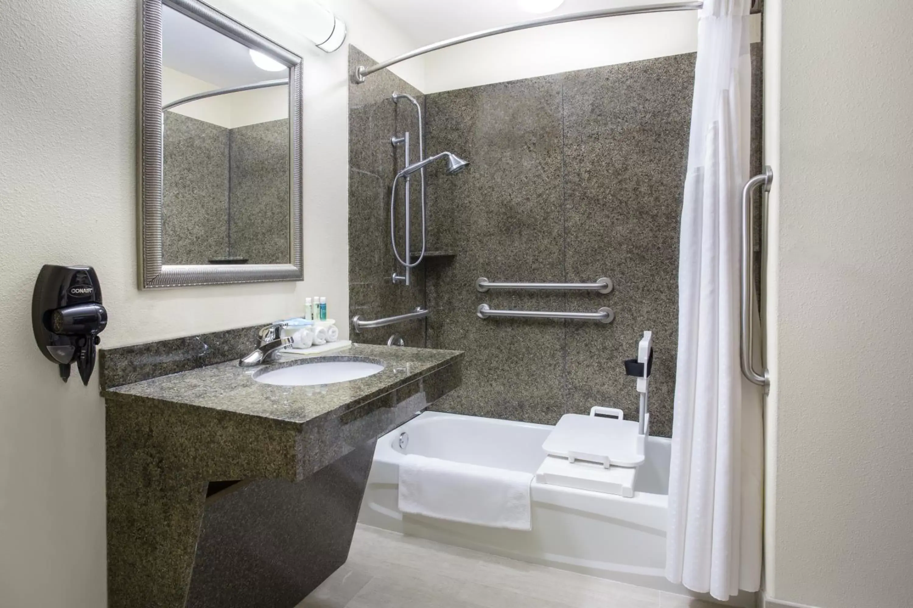 Bathroom in Holiday Inn Express and Suites Hotel - Pauls Valley, an IHG Hotel