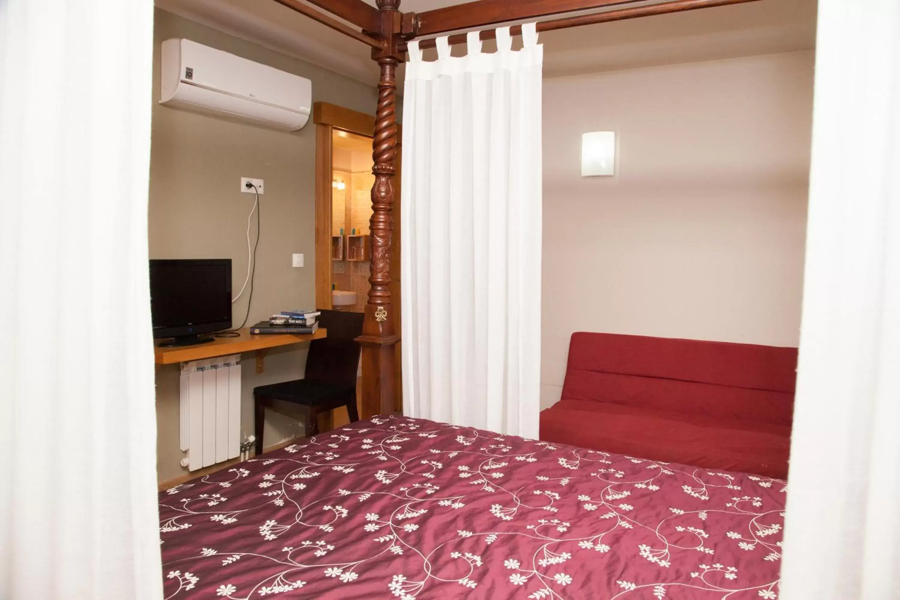 Bed in Hotel Boa Vila