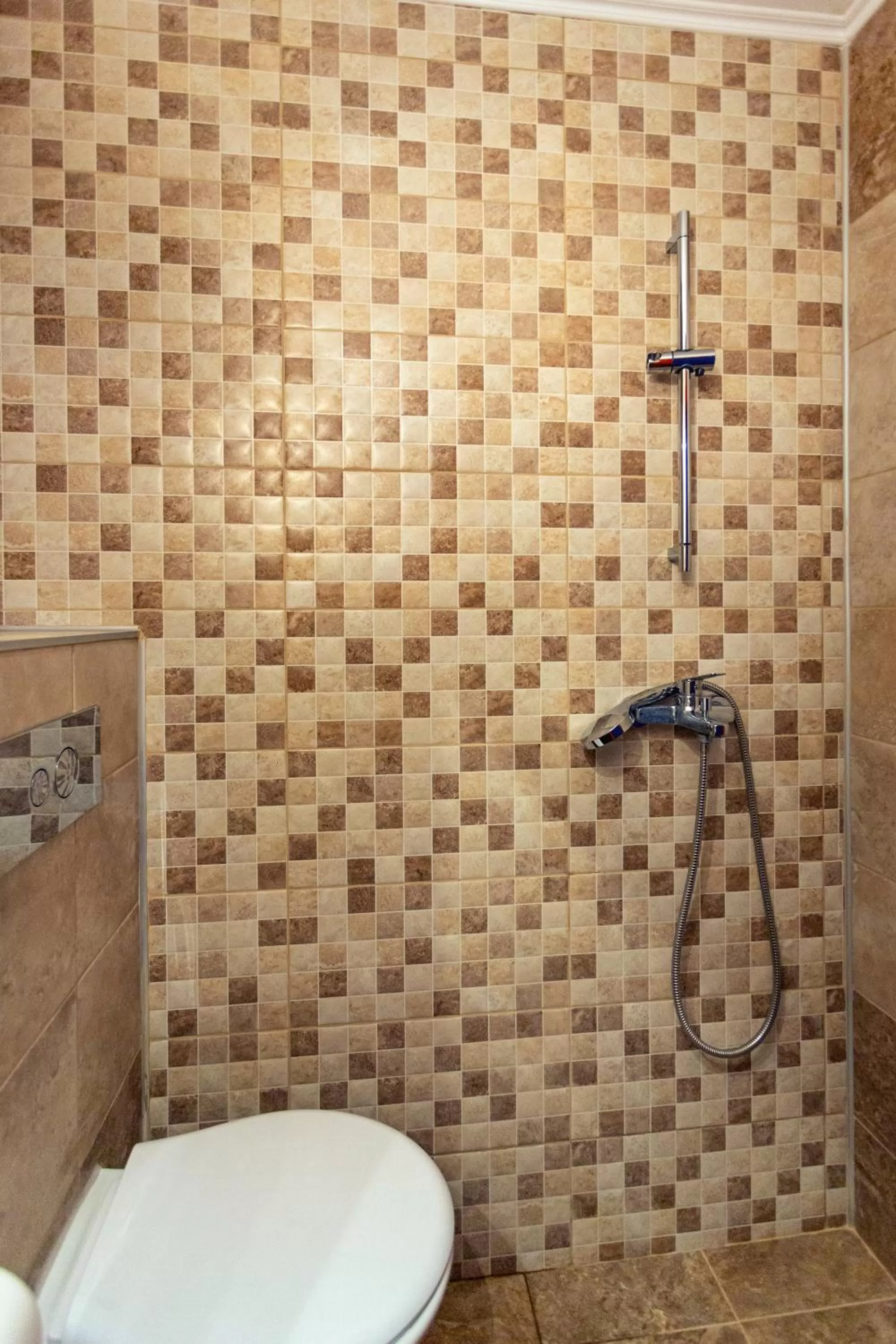 Bathroom in Family Hotel Jemelly