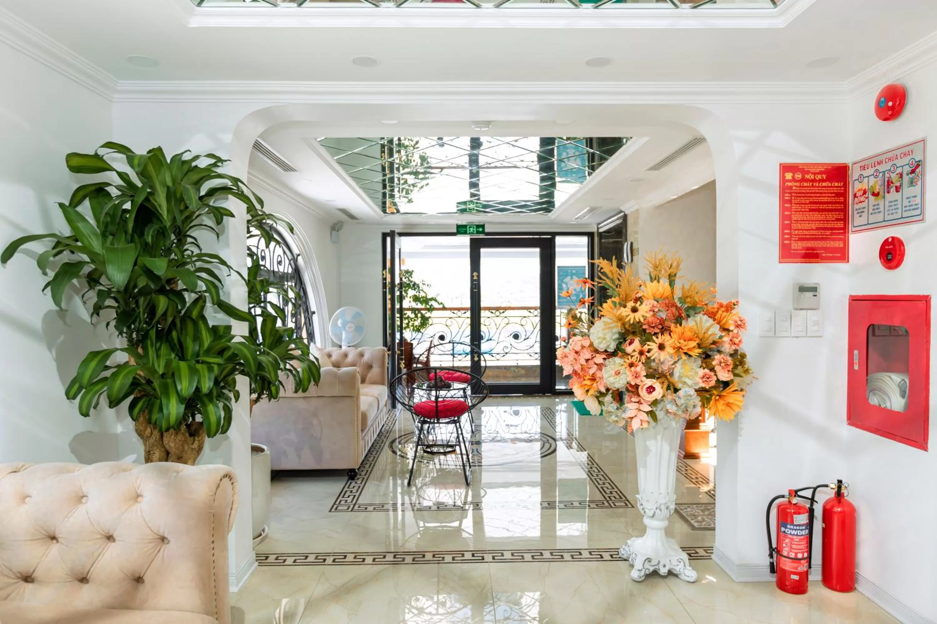 Lobby or reception in Minh Phong Hotel Ha Long