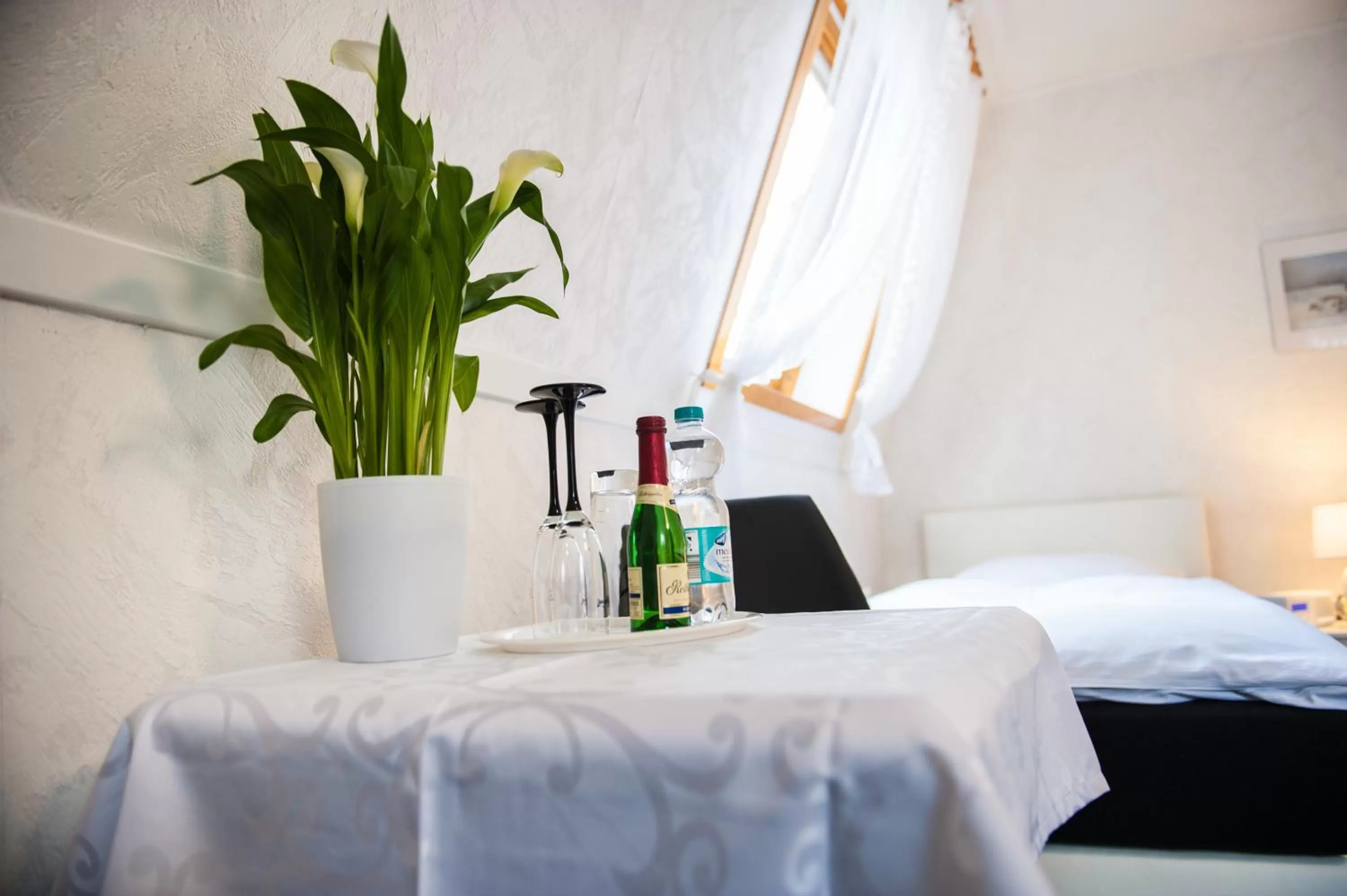 Decorative detail, Bed in Hotel Forsthaus Sellin