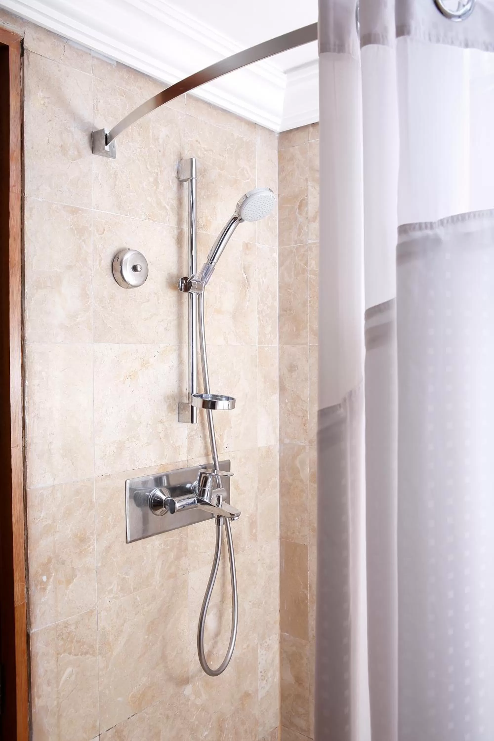 Executive Twin Room in Holiday Inn & Suites Manila Galleria by IHG