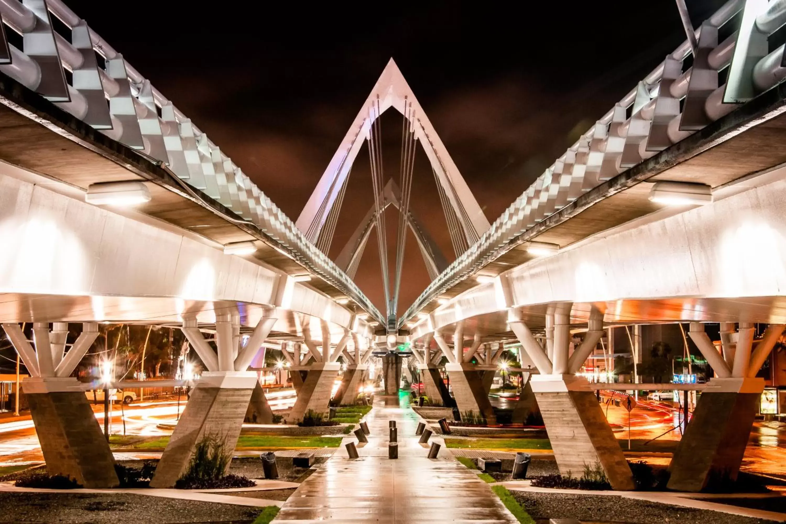 Property building in Holiday Inn Guadalajara Select by IHG Property building in Holiday Inn Guadalajara Select by IHG