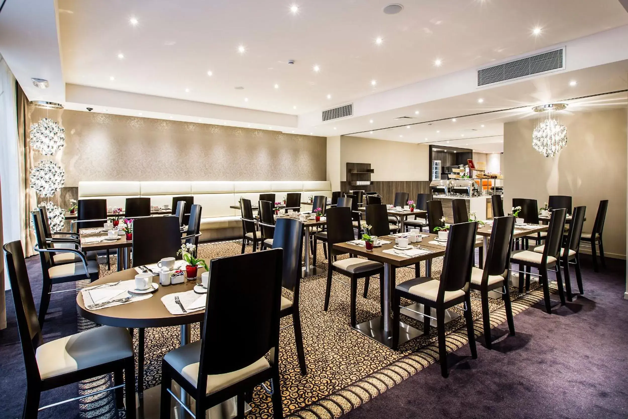 Food and drinks, Restaurant/Places to Eat in Mercure Hotel Brussels Centre Midi