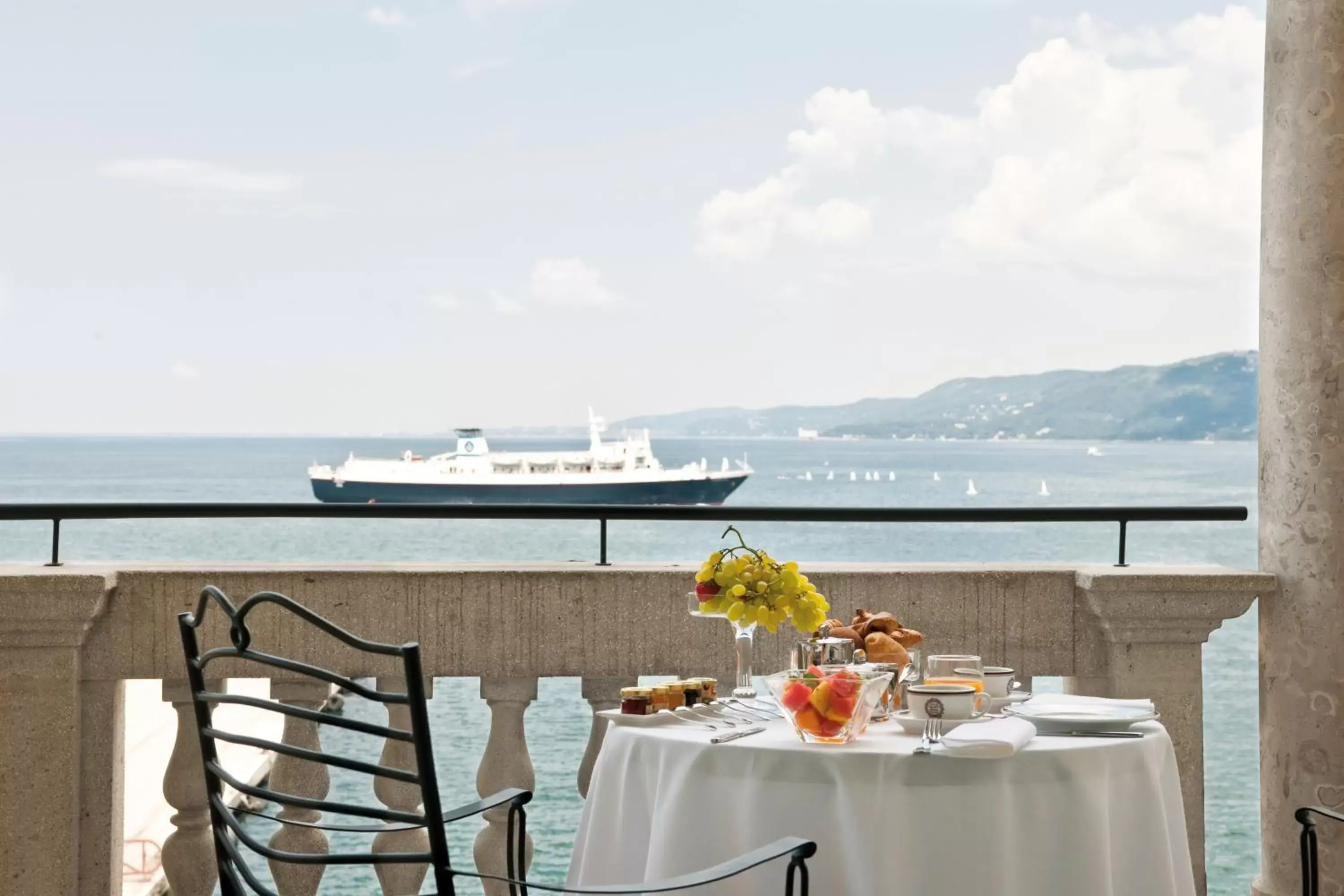 Sea view in Savoia Excelsior Palace Trieste - Starhotels Collezione