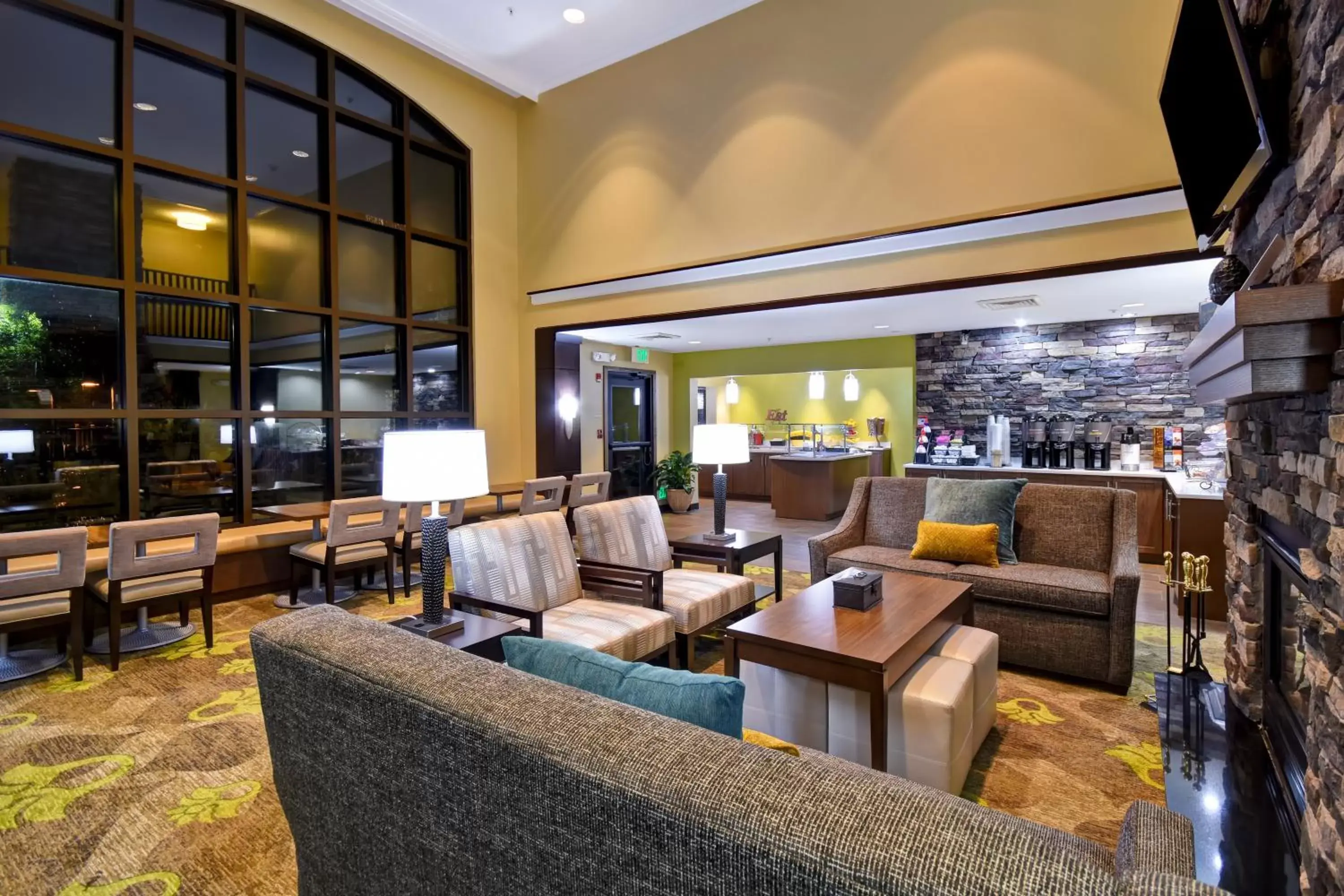 Restaurant/places to eat in Staybridge Suites Grand Rapids-Kentwood, an IHG Hotel