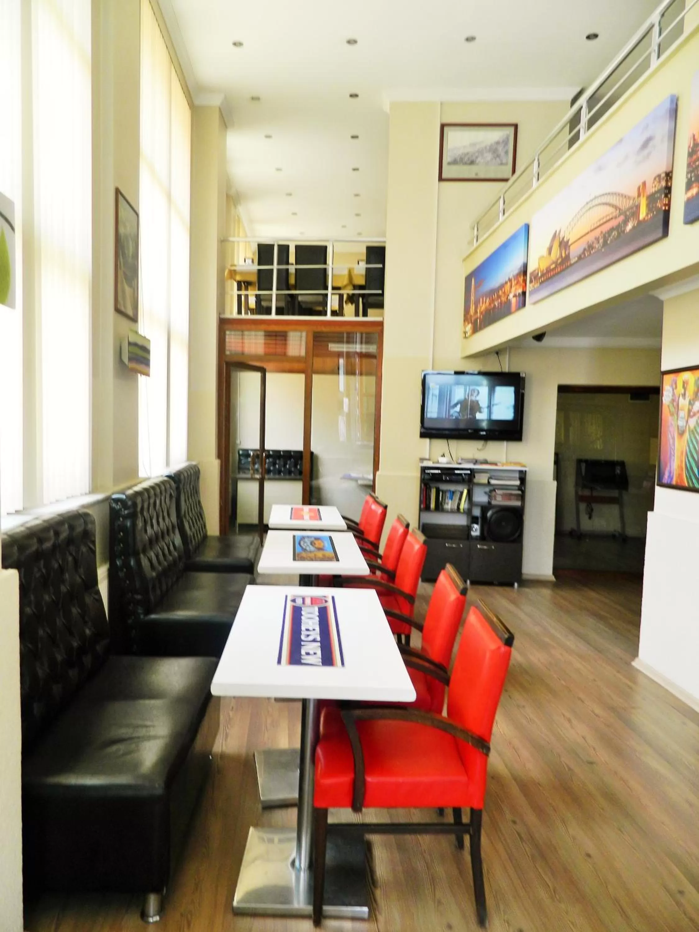 Lobby or reception in Hotel Crowded House