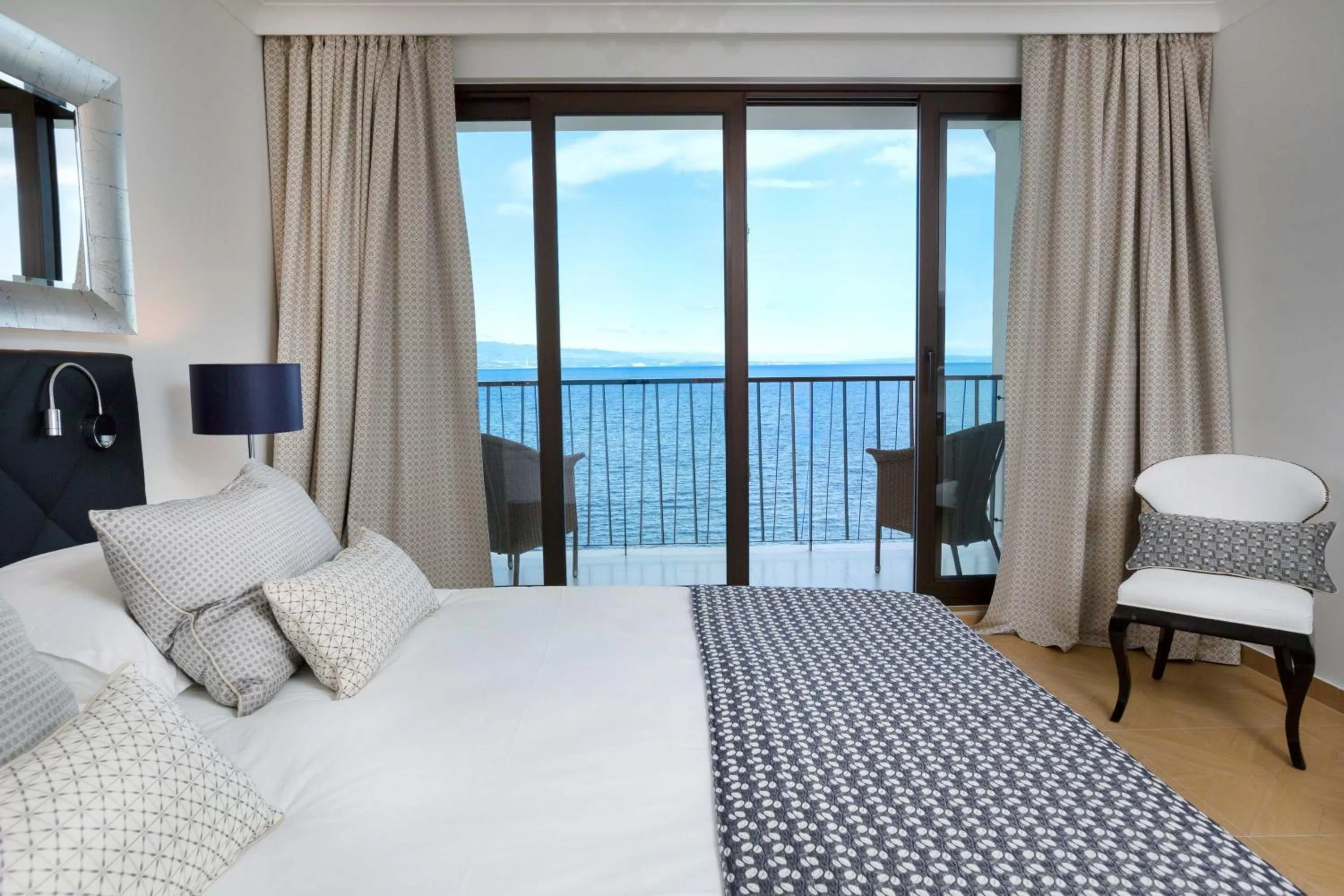 Bed in Amadria Park Hotel Royal