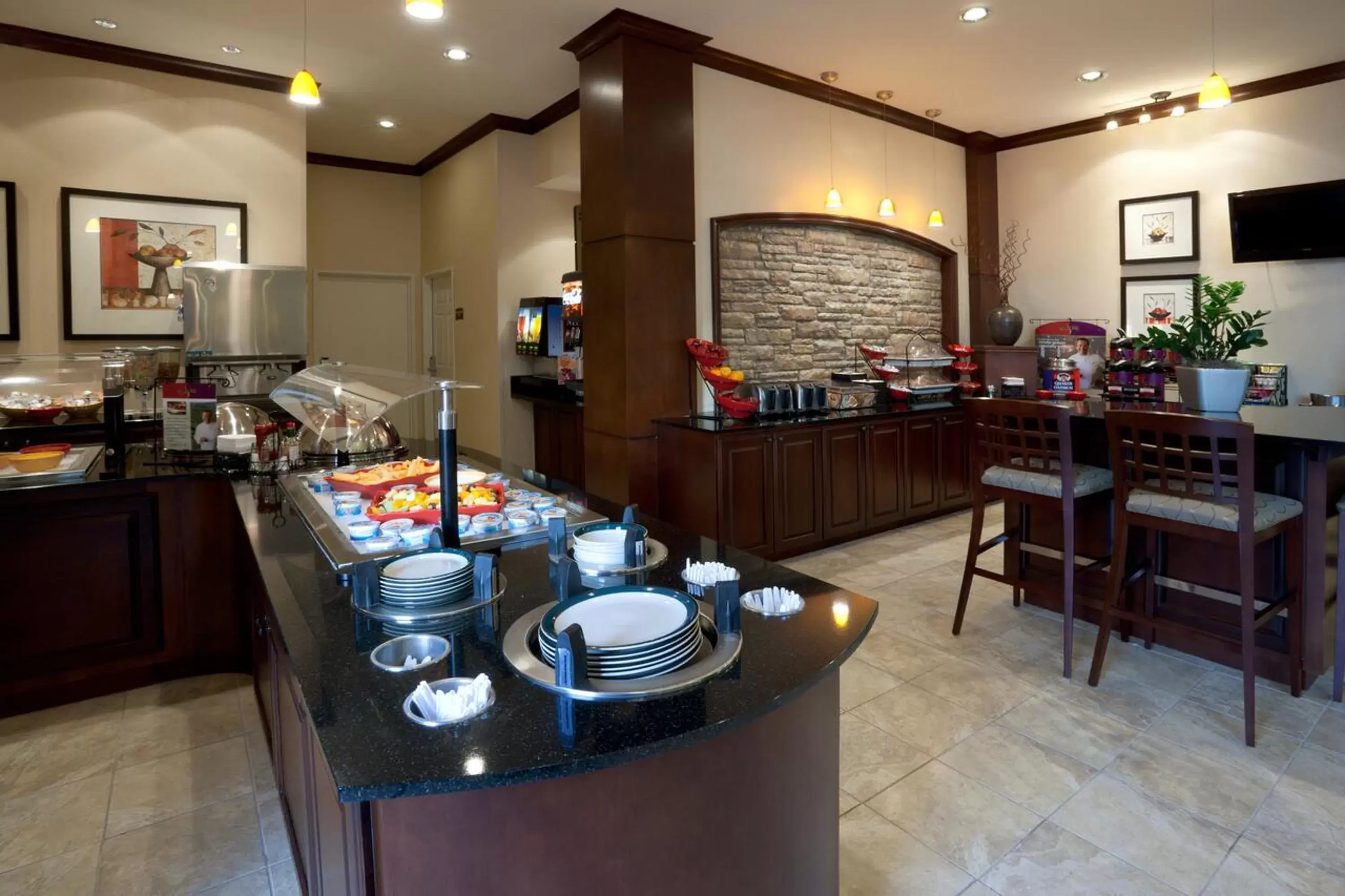 Breakfast, Restaurant/Places to Eat in Staybridge Suites San Antonio Sea World, an IHG Hotel