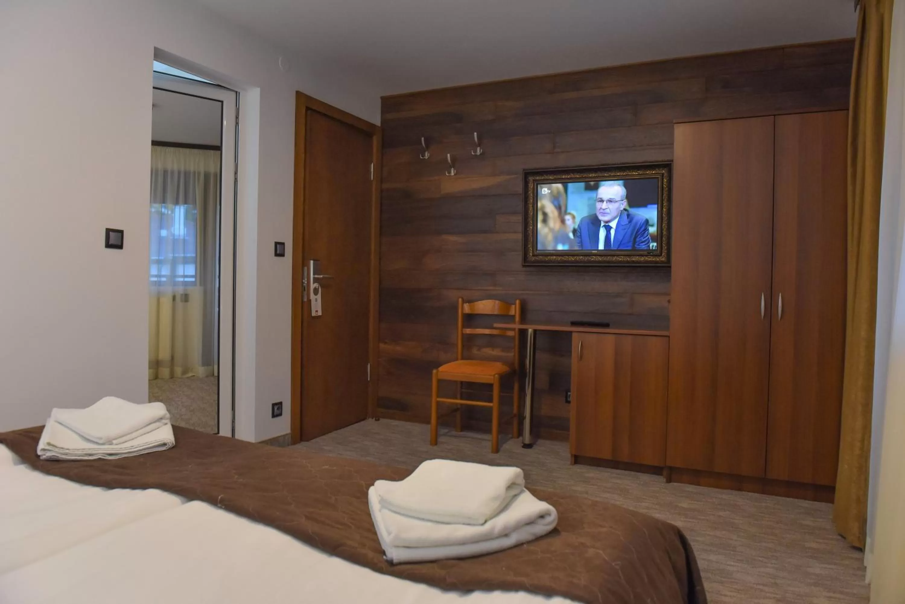 Bed in Hotel Rothmans-Breakfast - Free parking - Lobby