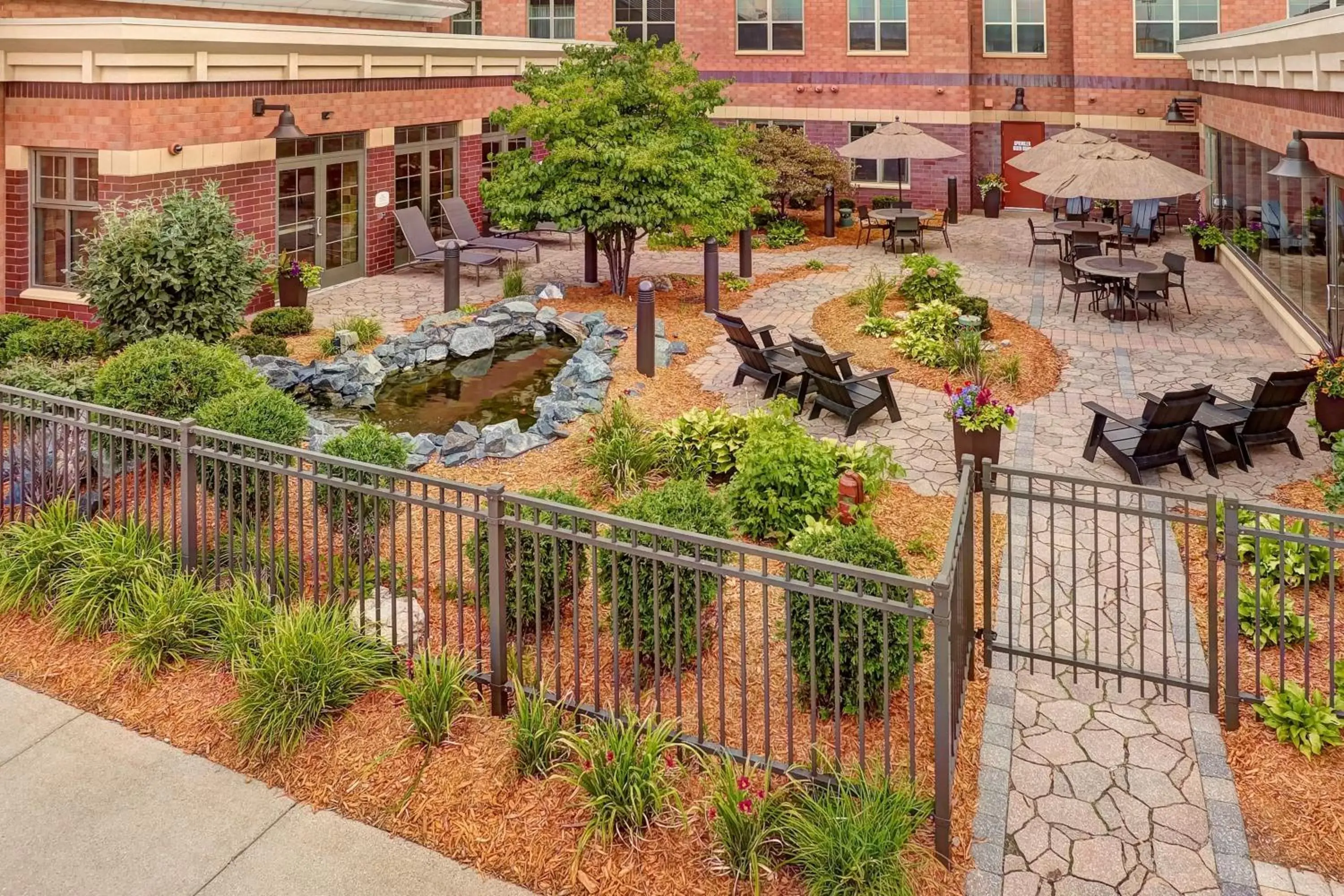 Property building in Residence Inn Minneapolis Plymouth