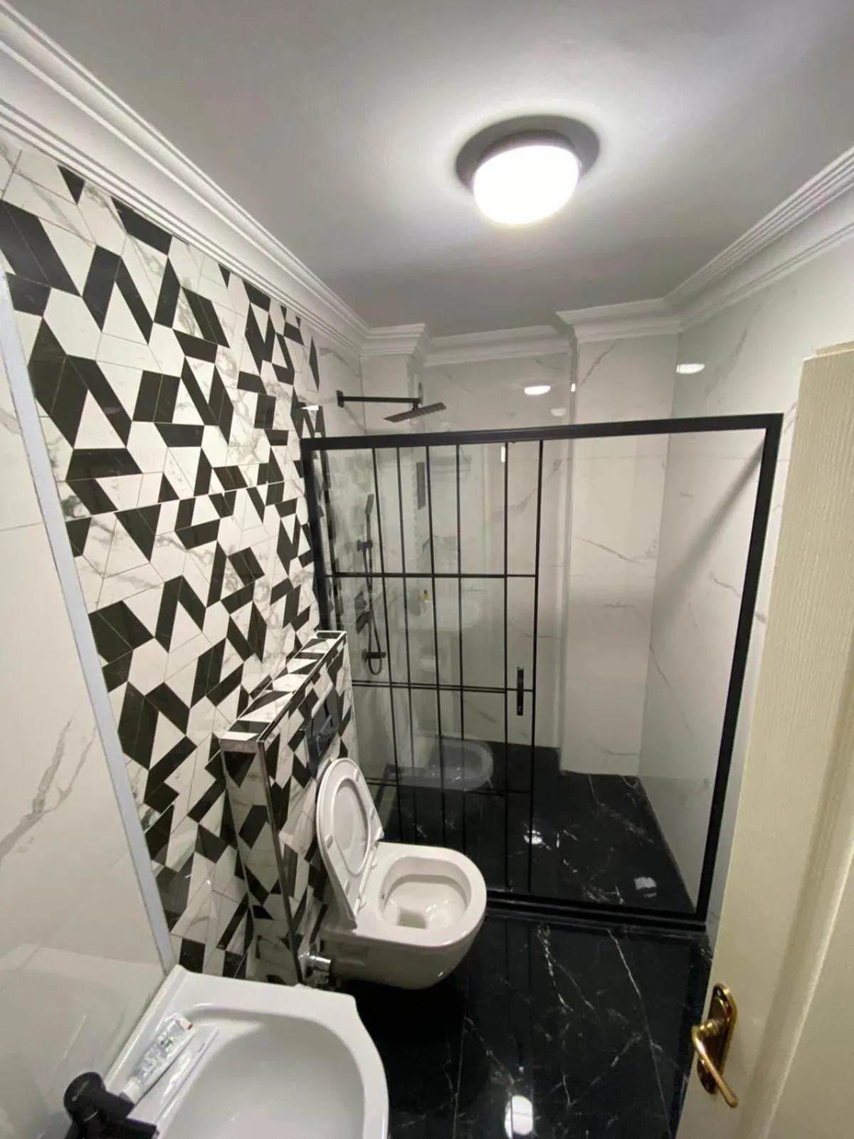 Aruna Boutique Hotel