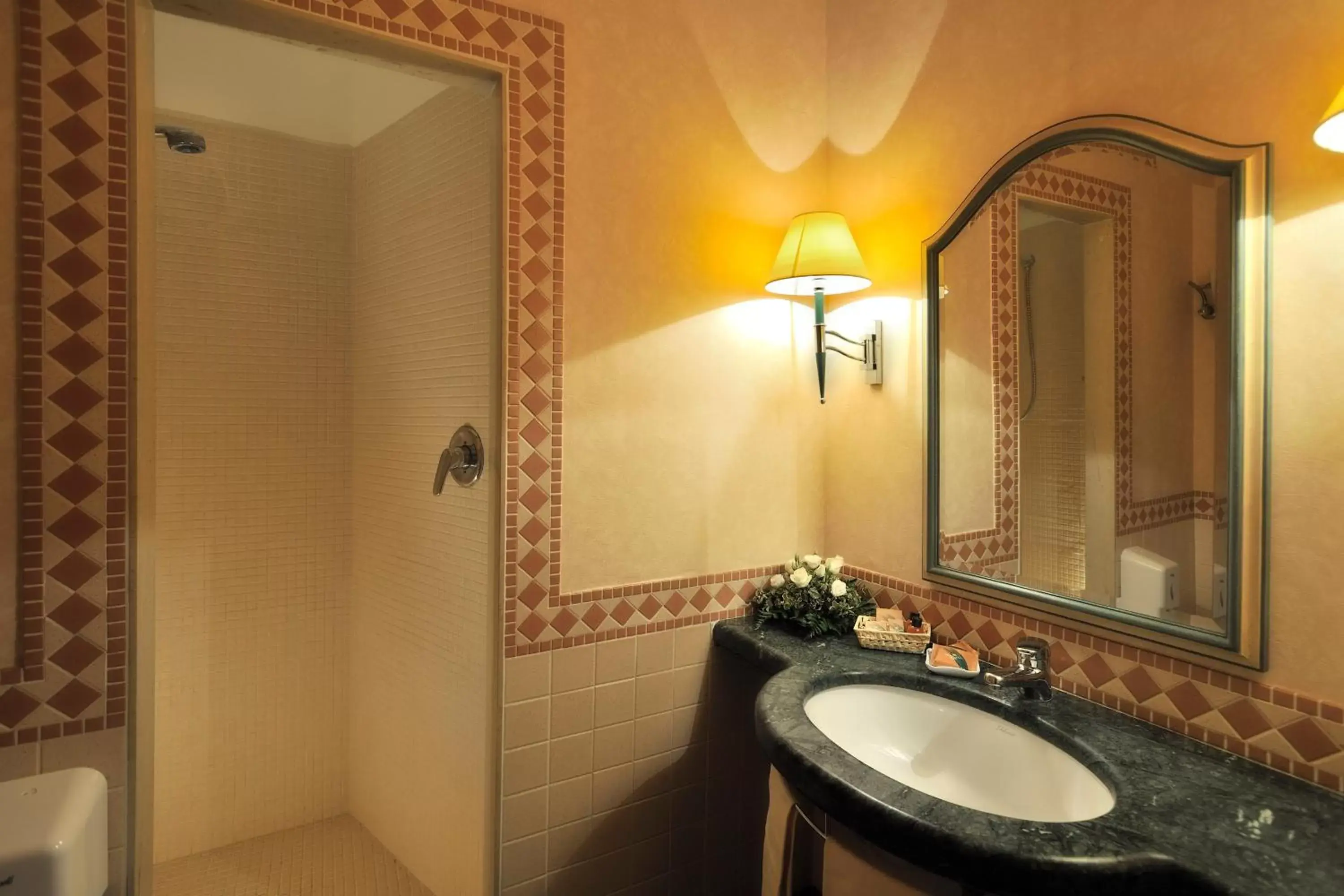 Bathroom in Perugia Plaza Hotel