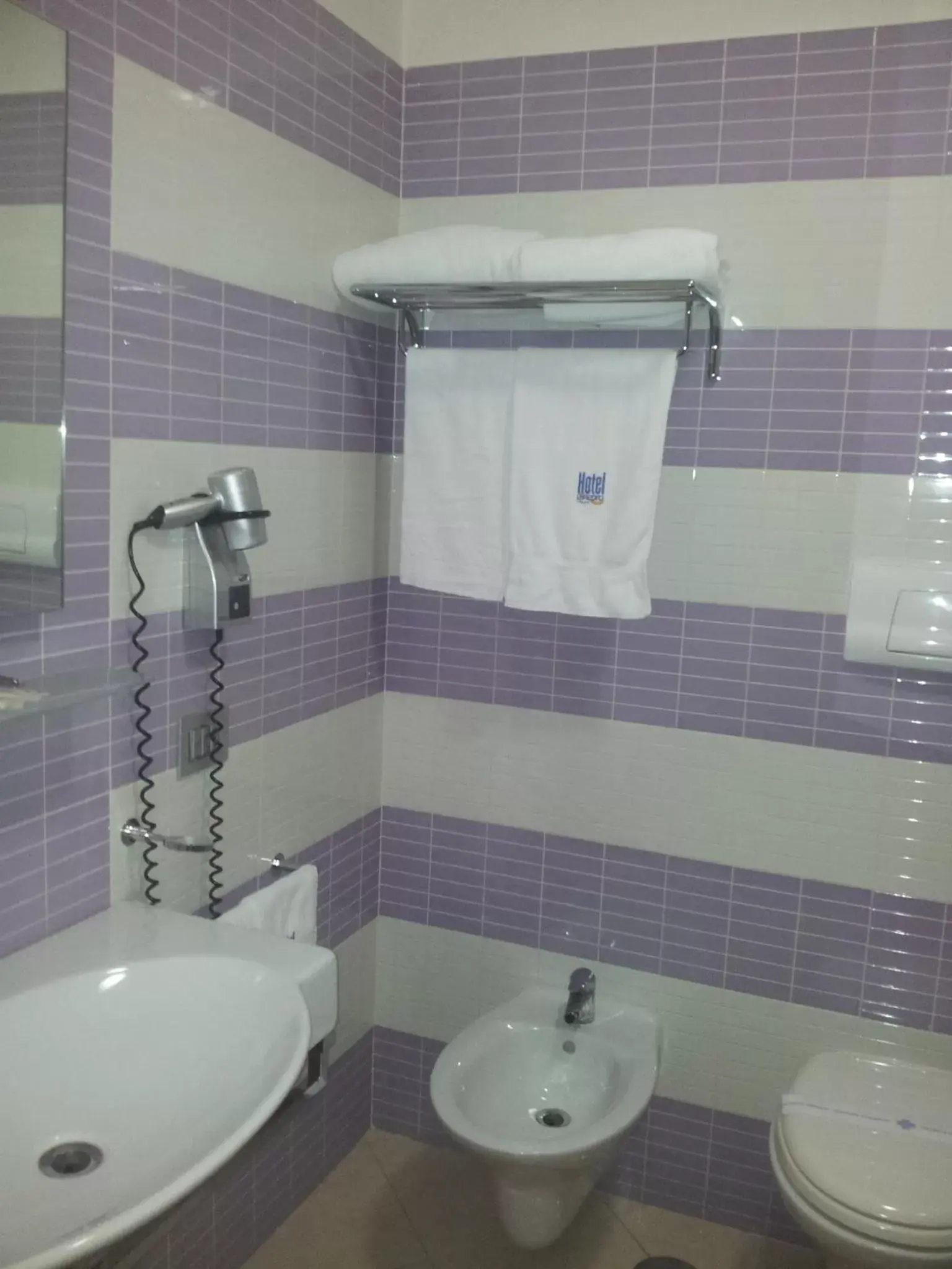 Bathroom in Hotel Ginepro