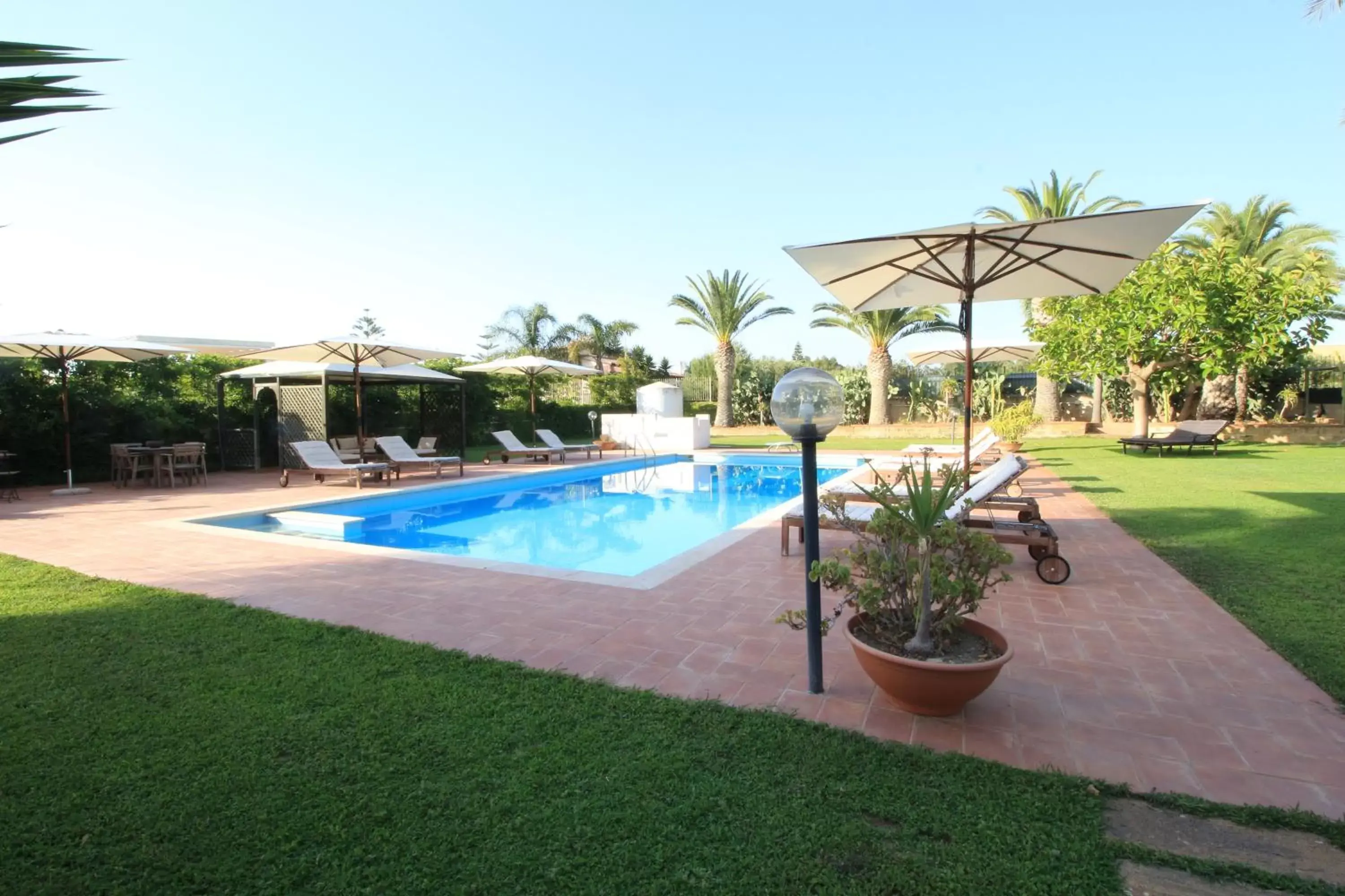 Swimming Pool in Villa Carlotta Resort