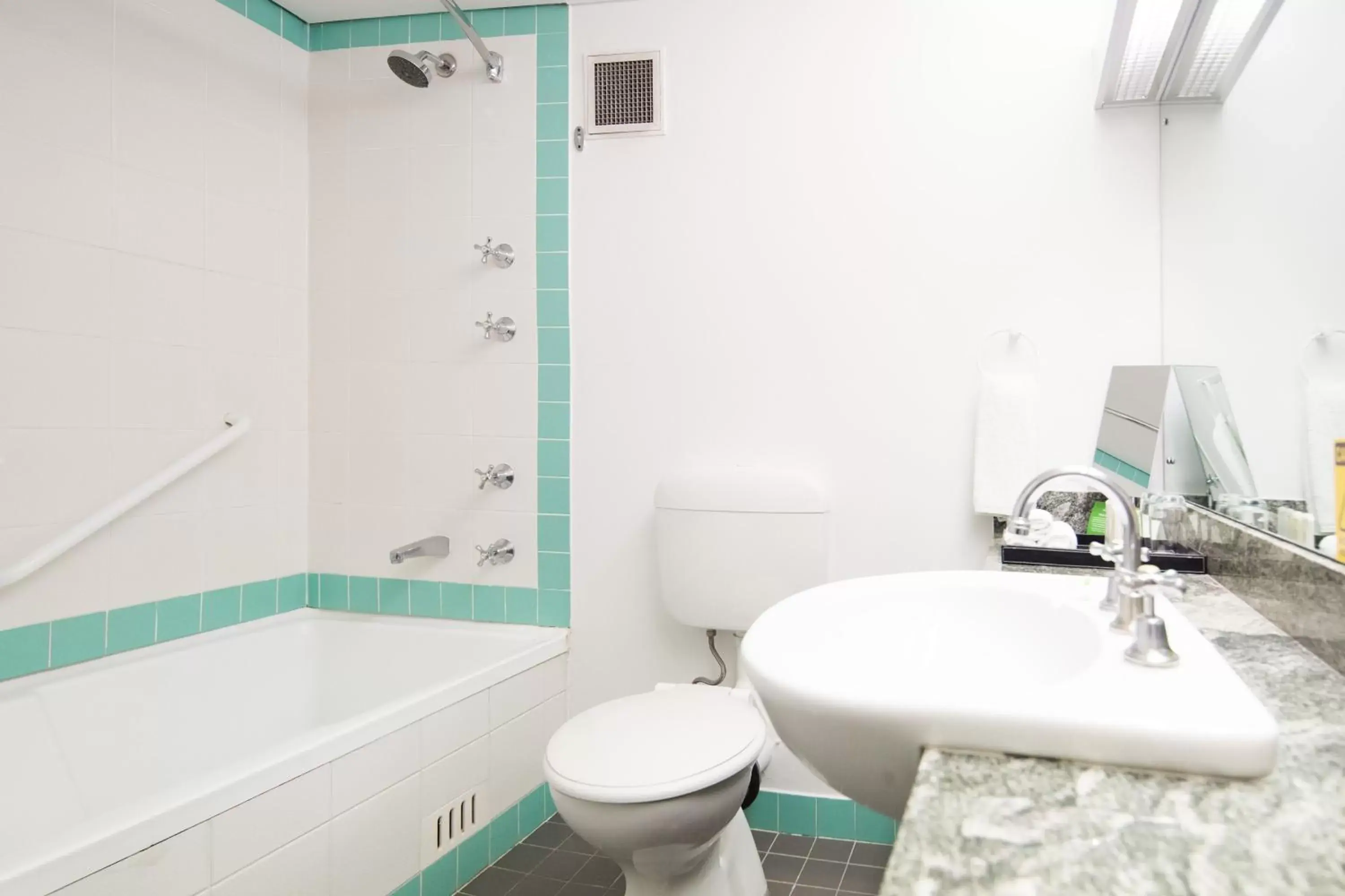 Bathroom in Holiday Inn Parramatta, an IHG Hotel