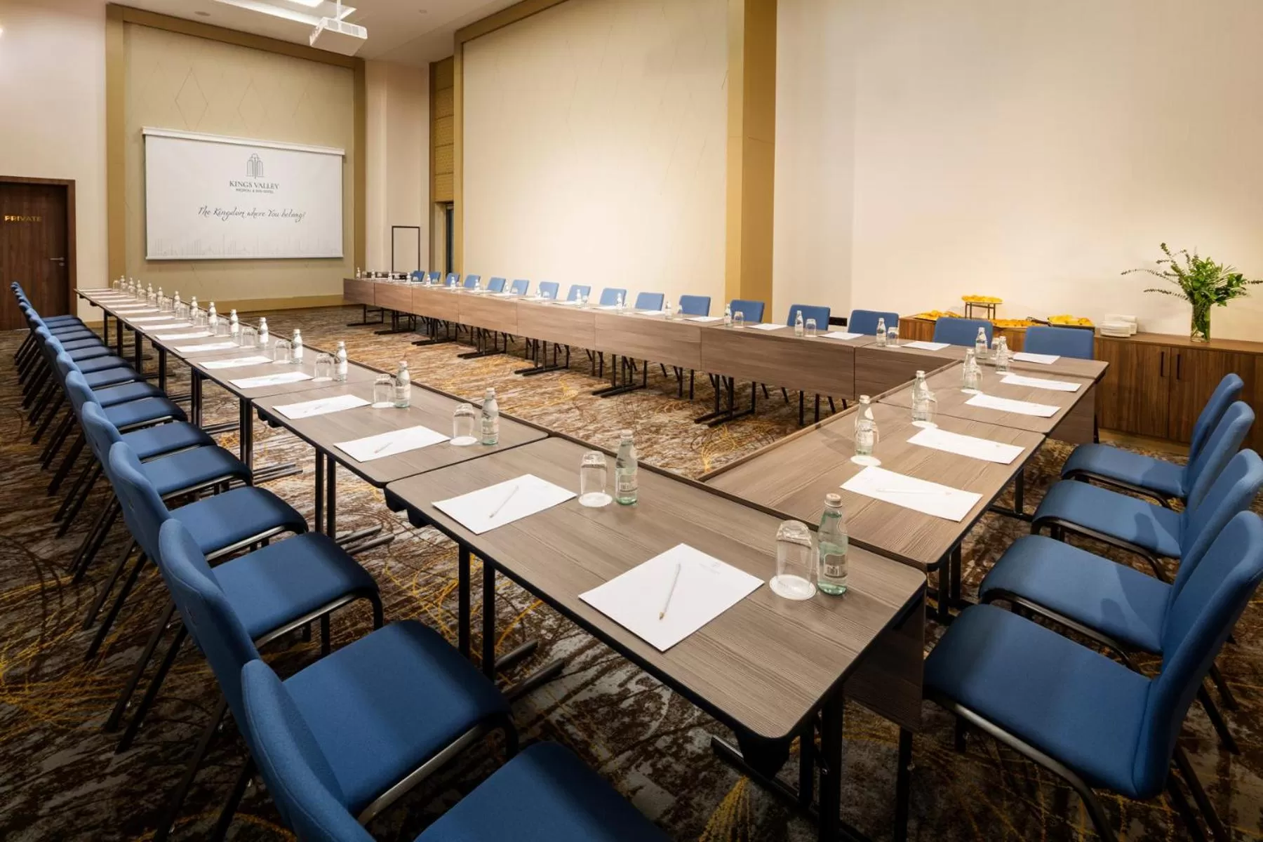 Meeting/conference room in Kings' Valley Medical & Spa Hotel