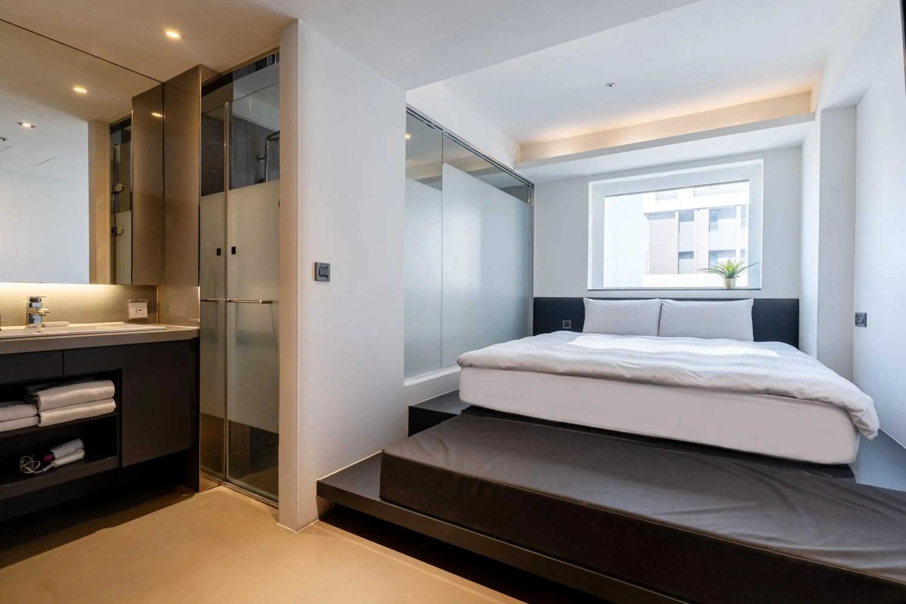 Bedroom, Bed in CHECK inn Taichung LiMing