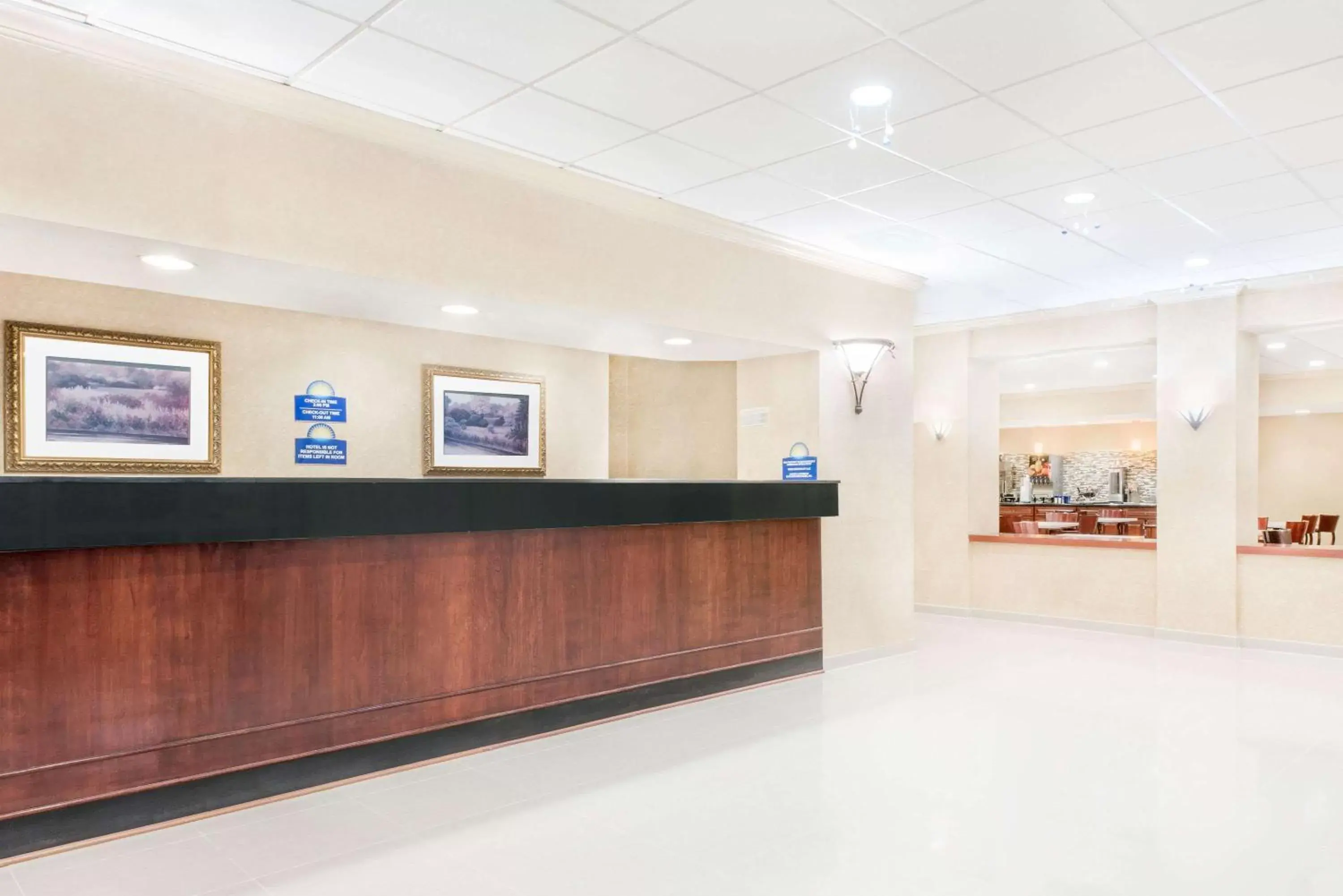 Lobby or reception, Lobby/Reception in Days Inn & Suites by Wyndham York