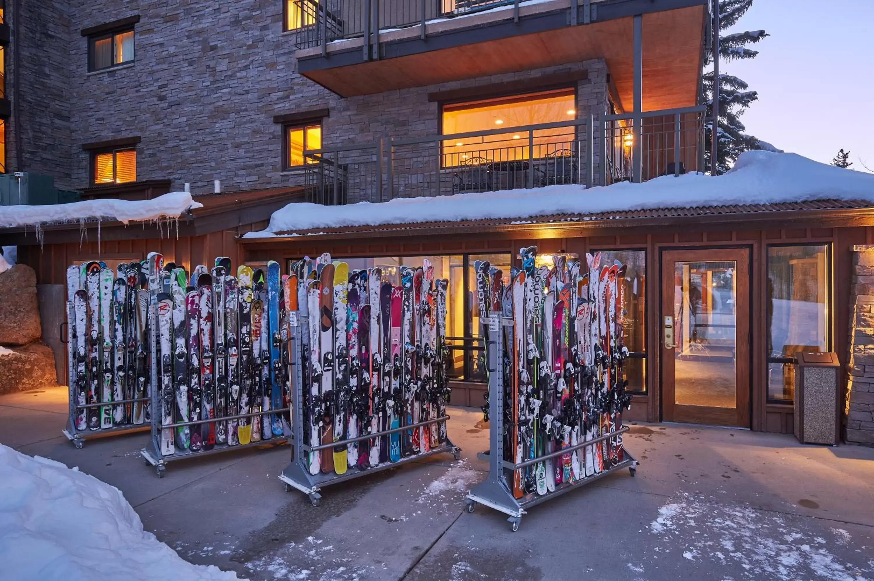 Area and facilities, Winter in The Crestwood Snowmass Village
