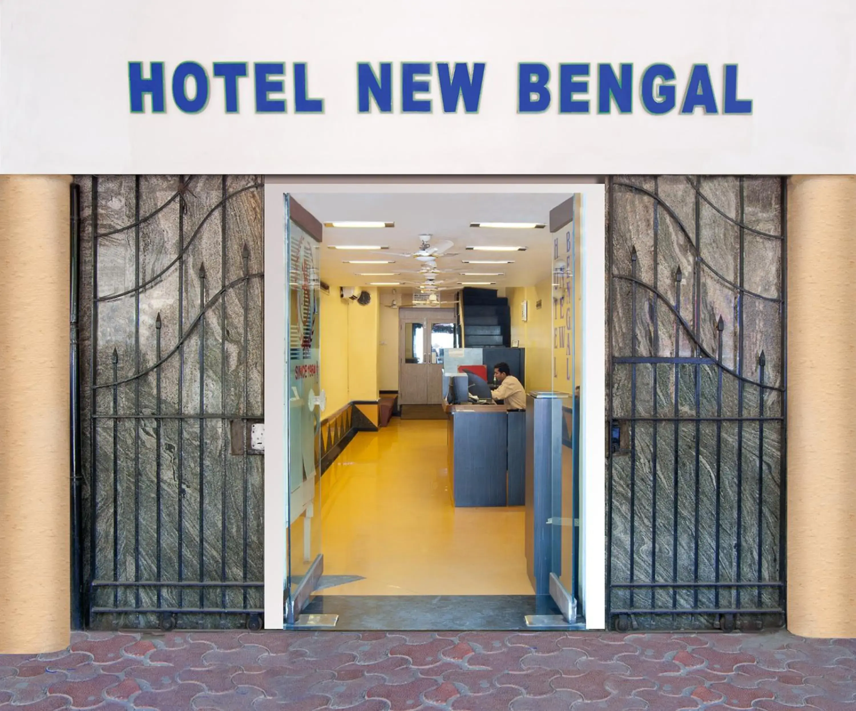 Facade/entrance in New Bengal Hotel