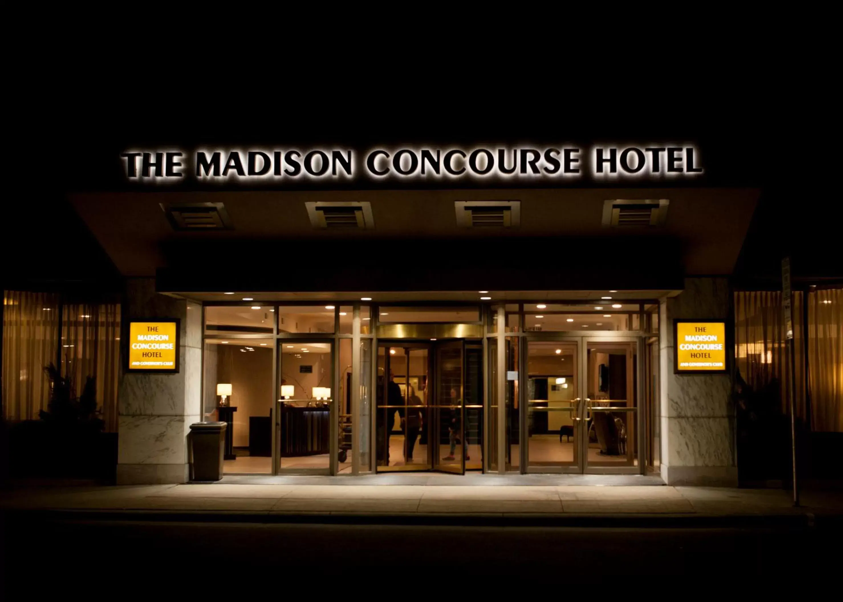 Facade/entrance in The Madison Concourse Hotel