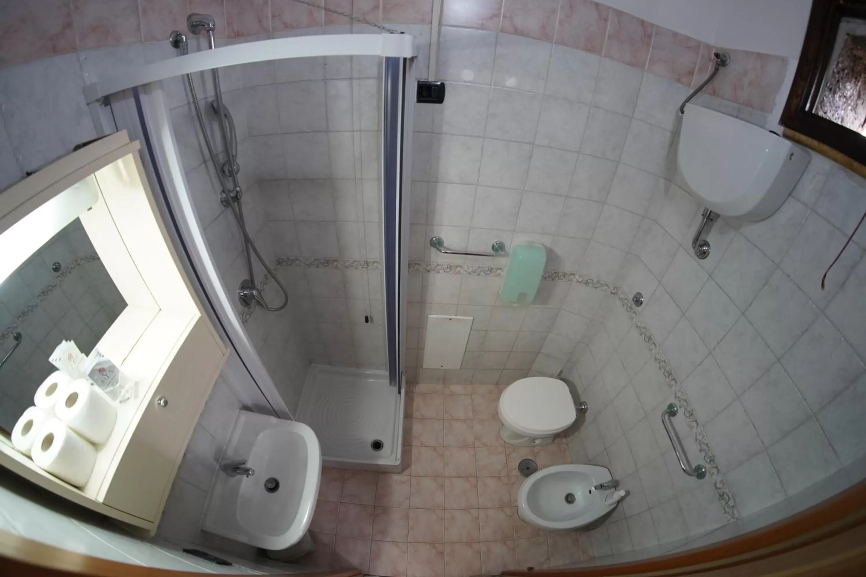 Bathroom in Villa Flora