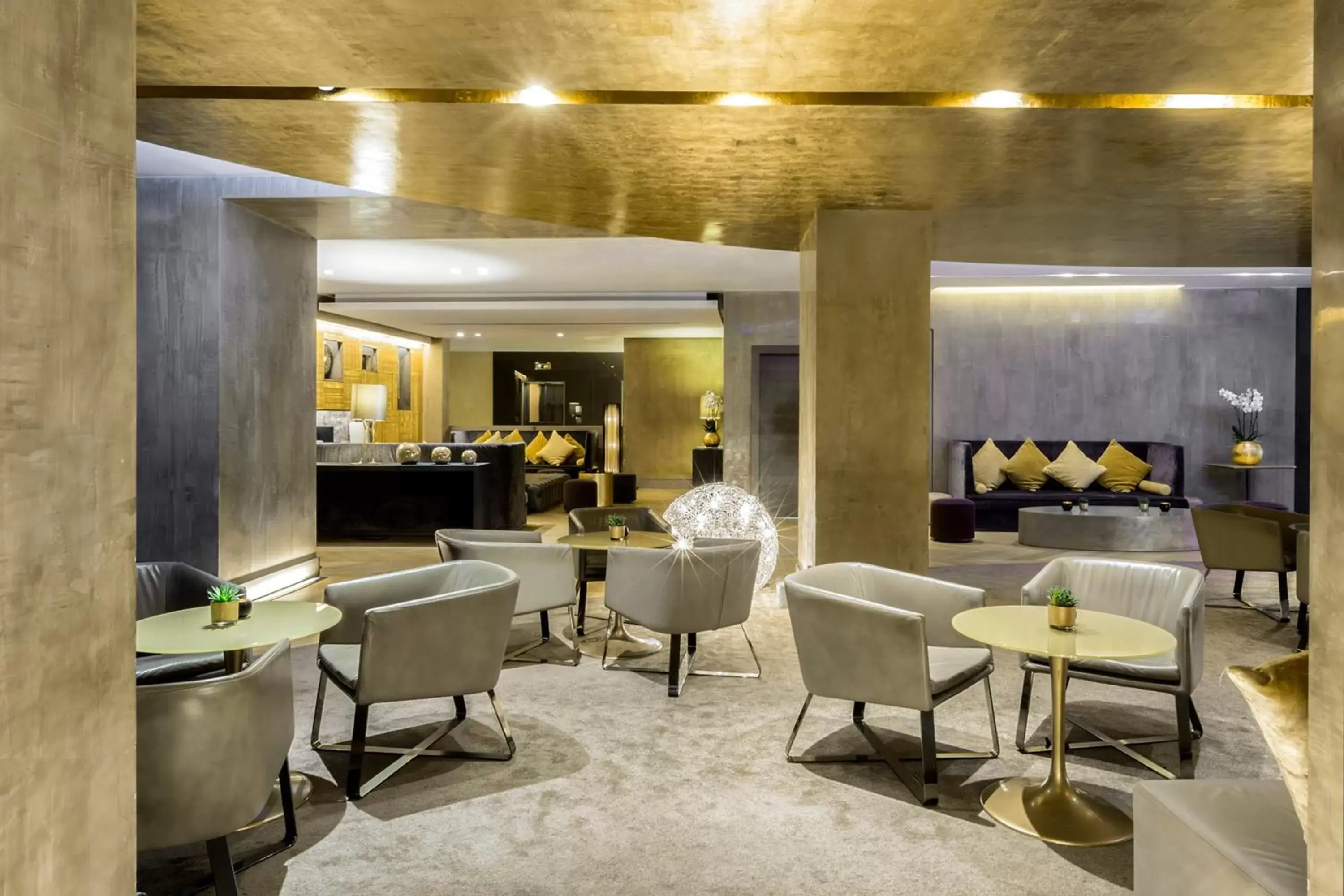 Lounge or bar, Lounge/Bar in Rosa Grand Milano - Starhotels Collezione