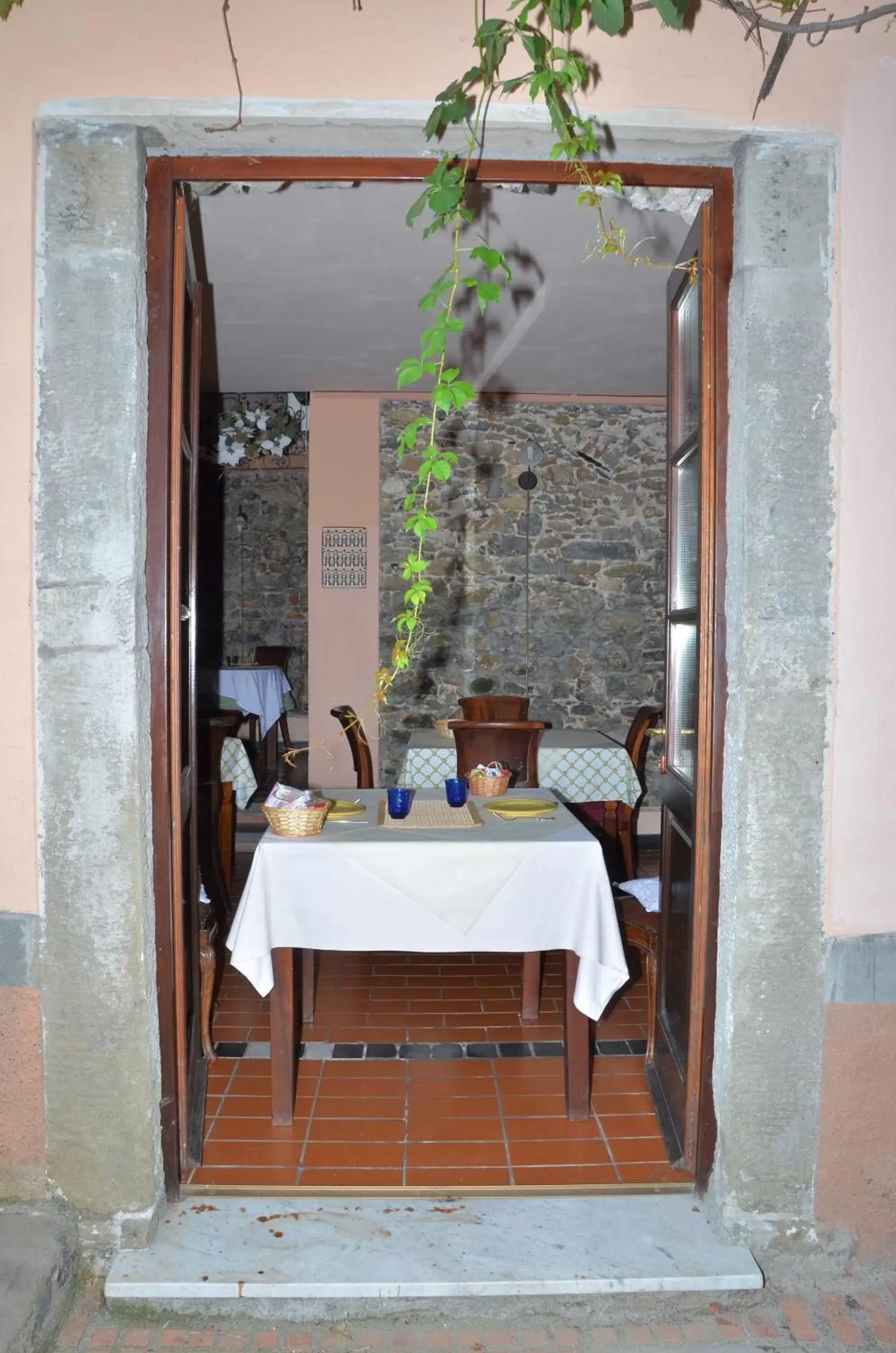 Restaurant/places to eat in Locanda Dal Moccia