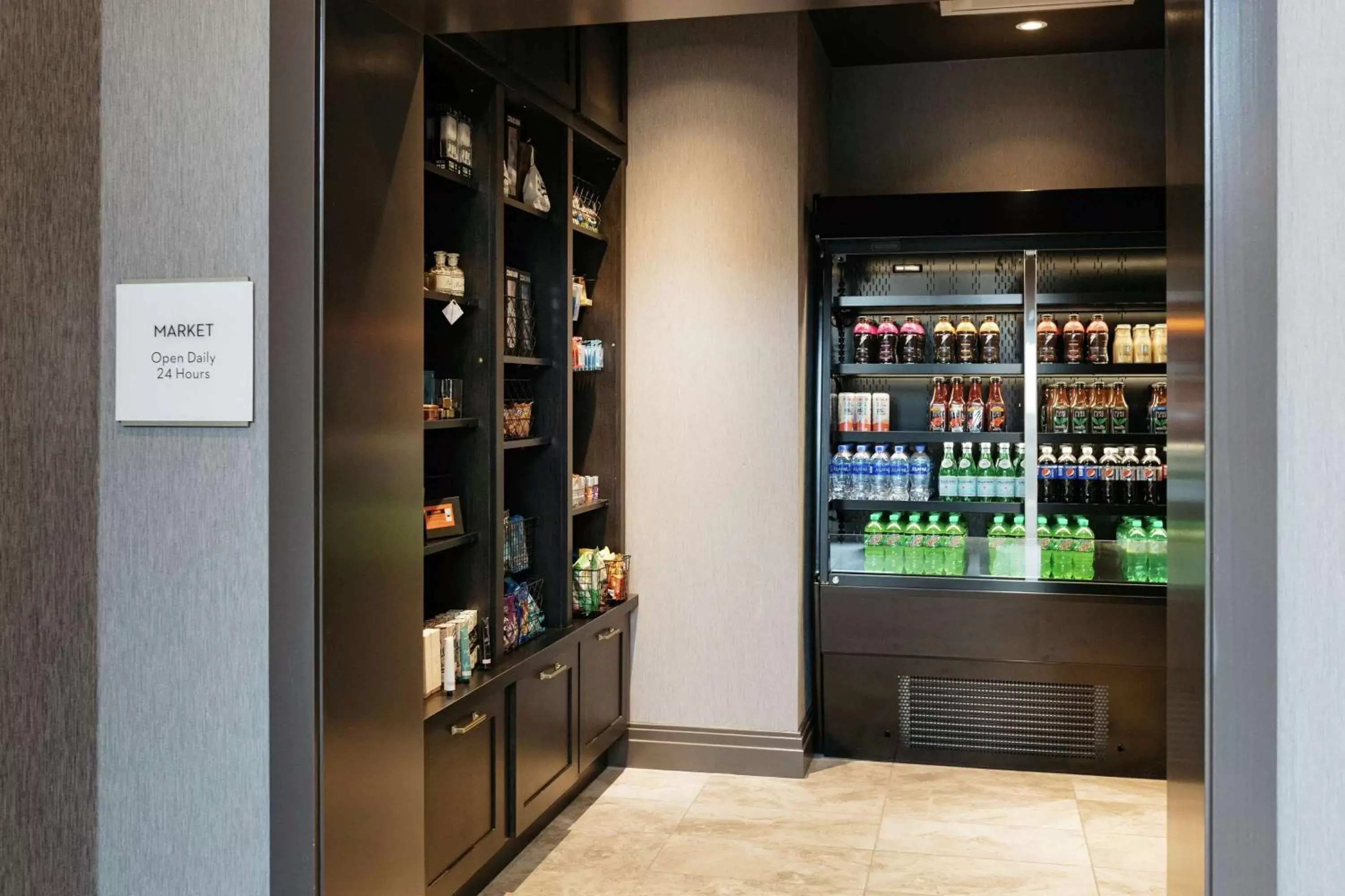 Restaurant/places to eat in The Axis Moline Hotel, Tapestry Collection By Hilton Restaurant/places to eat in The Axis Moline Hotel, Tapestry Collection By Hilton