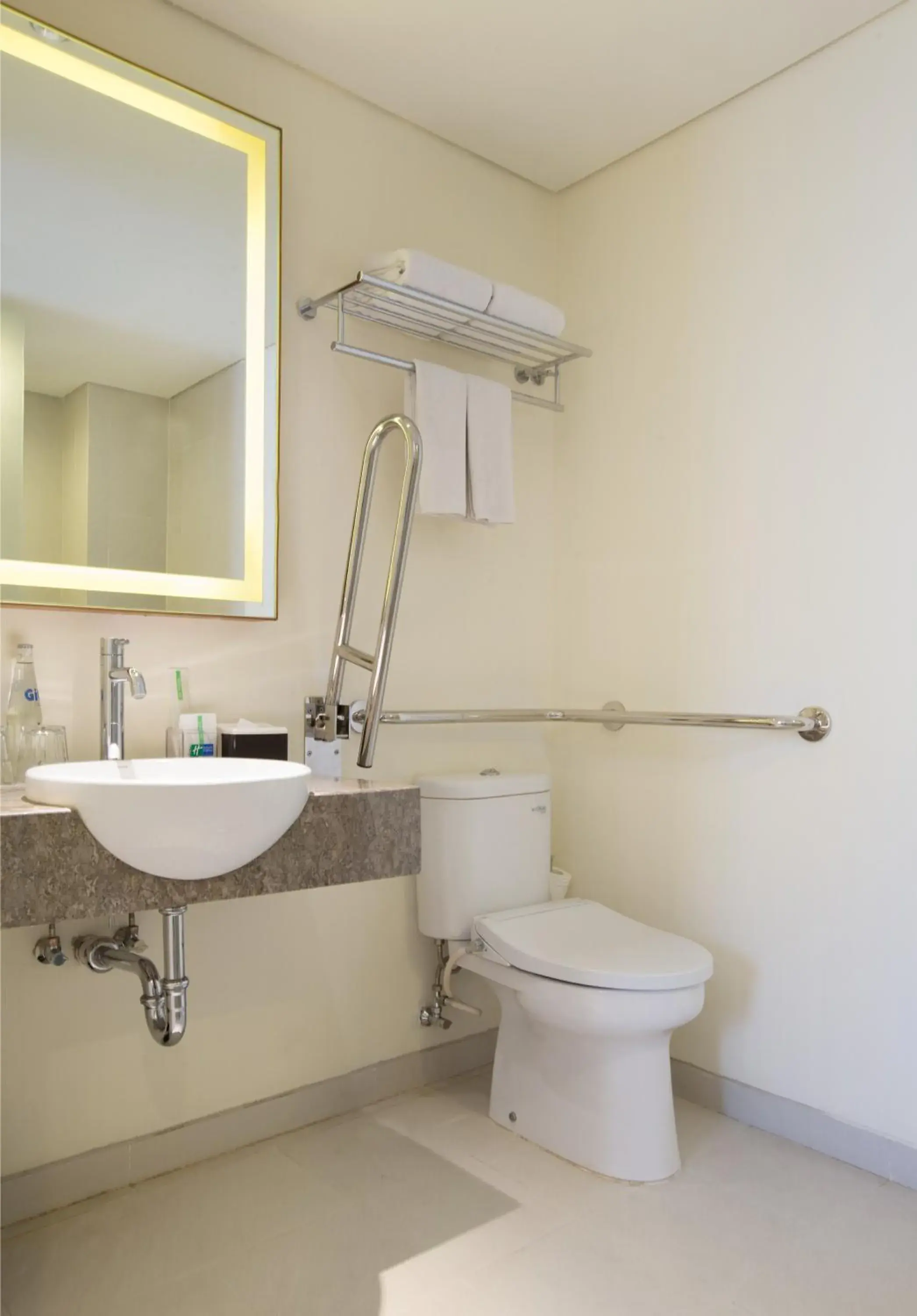 Bathroom in Zia Hotel Kuta Bathroom in Zia Hotel Kuta