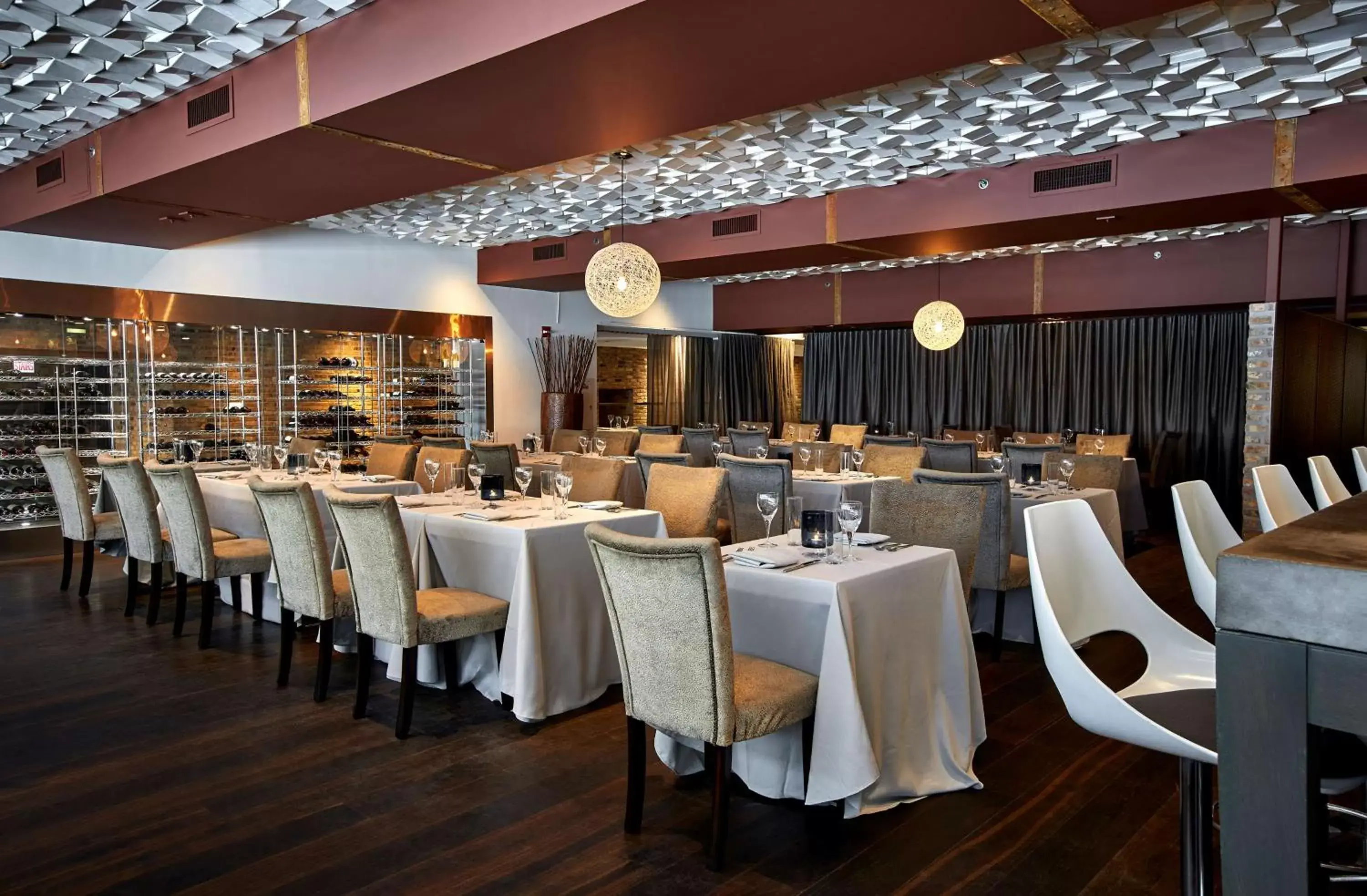 Restaurant/Places to Eat in Radisson Blu Aqua Hotel Chicago