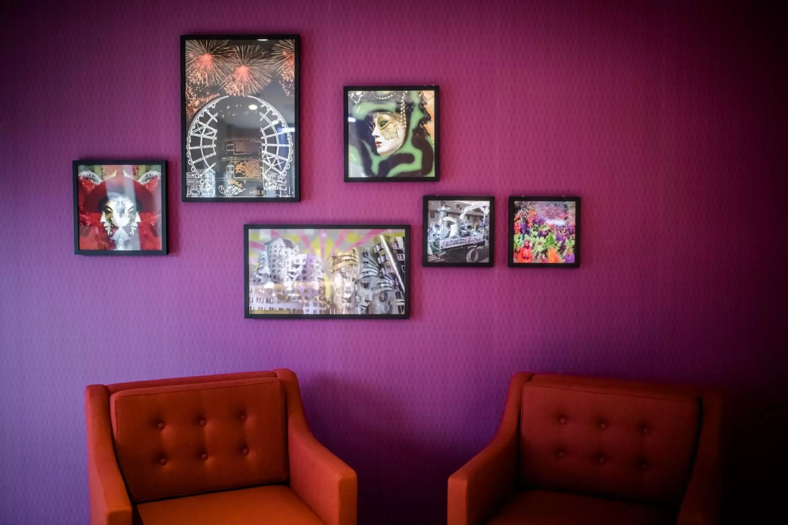 Property building, Seating Area in Holiday Inn Düsseldorf City – Toulouser Allee, an IHG Hotel