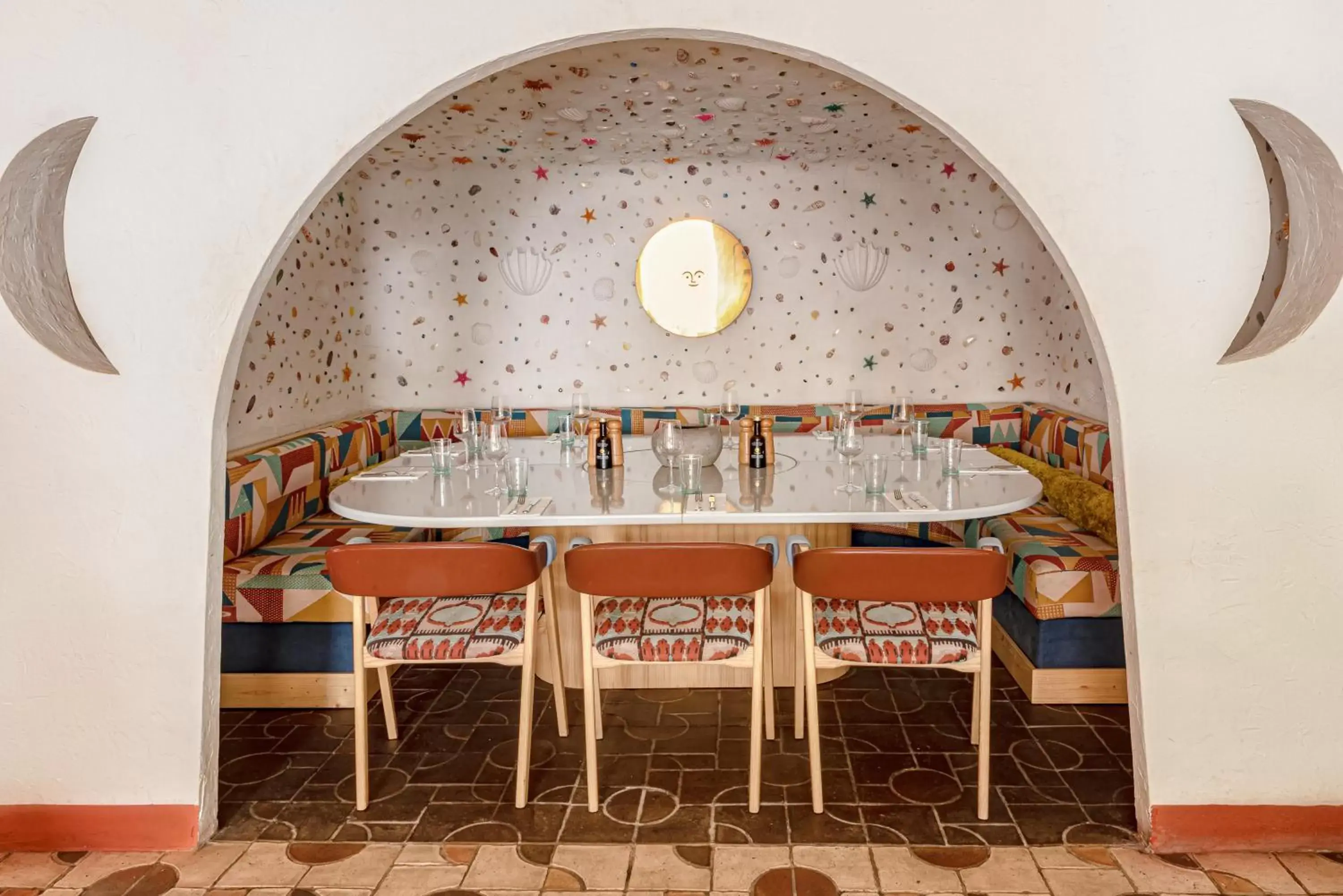 Restaurant/Places to Eat in Montesol Experimental Ibiza
