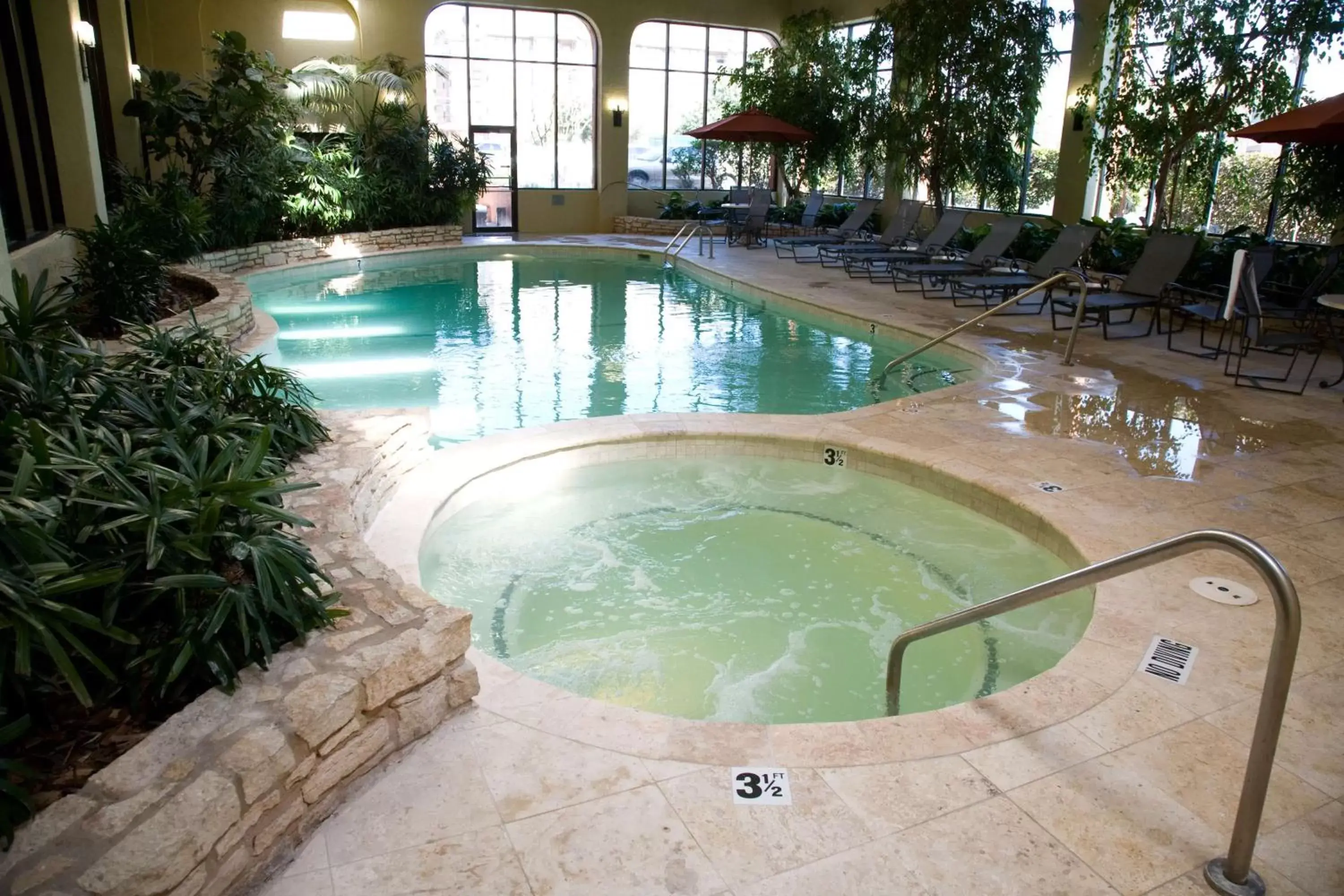 Swimming Pool in Embassy Suites by Hilton Austin Central