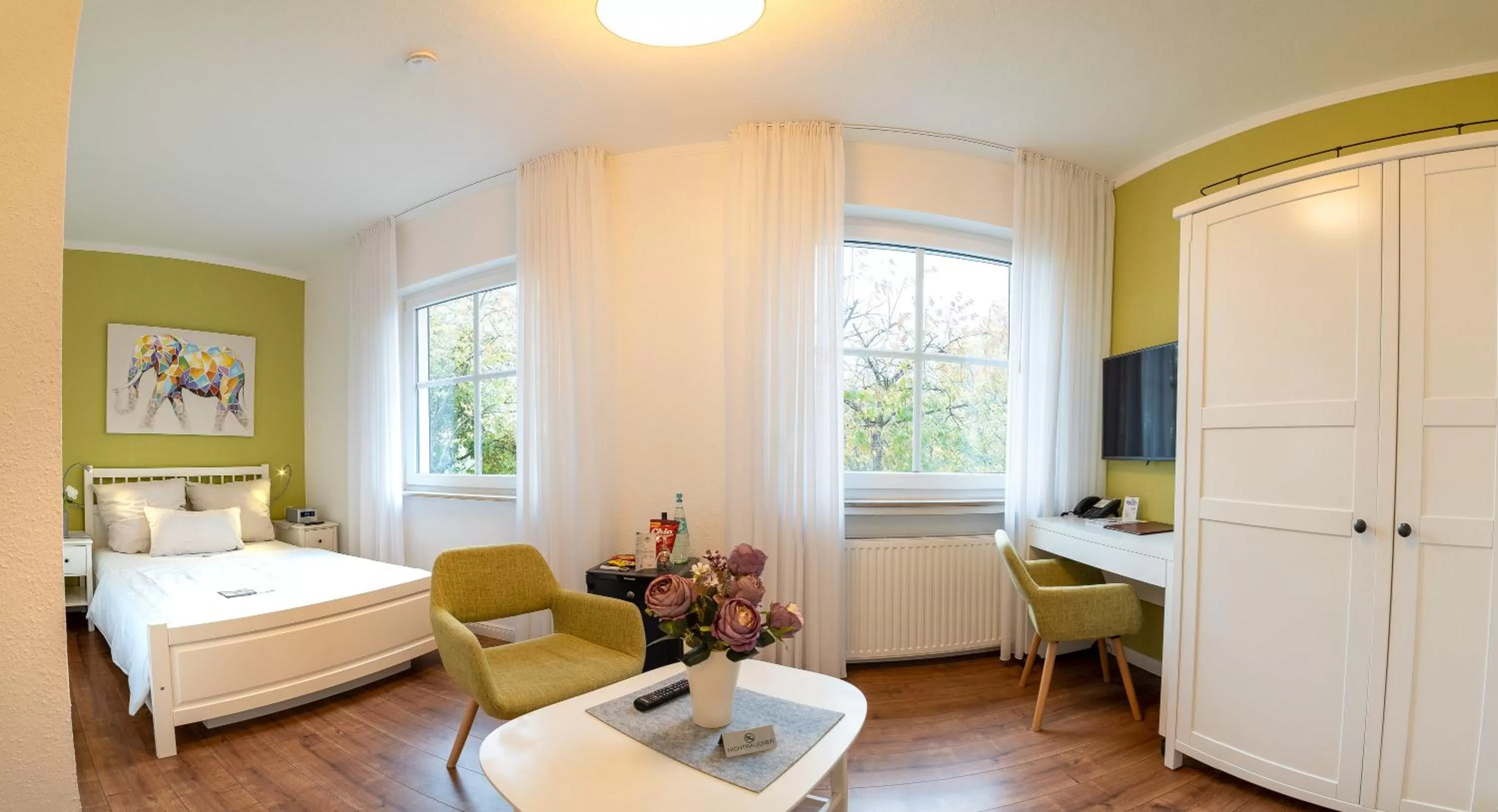 Photo of the whole room, Bed in Hotel zum Kuhhirten