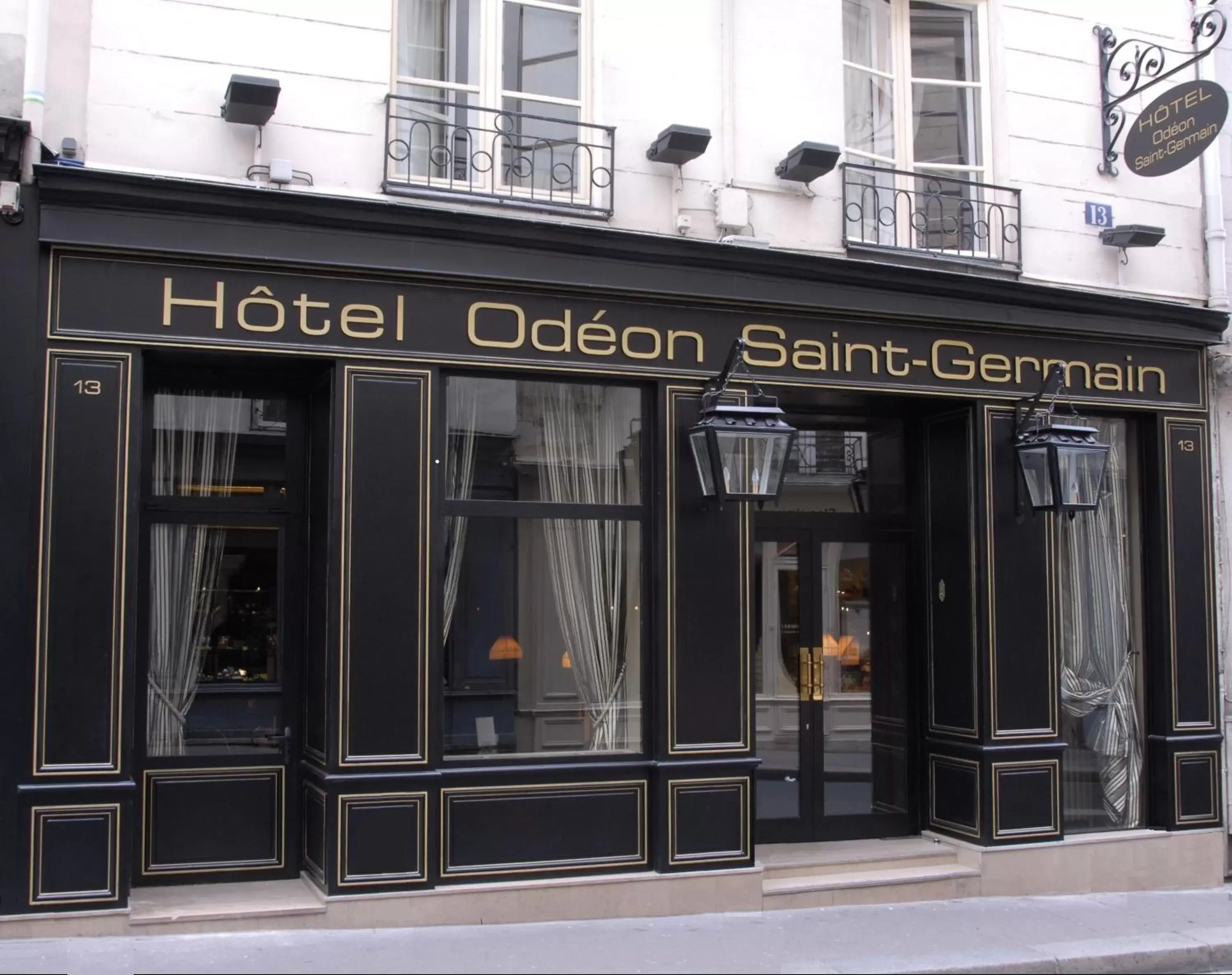 Facade/entrance in Hotel Odeon Saint Germain
