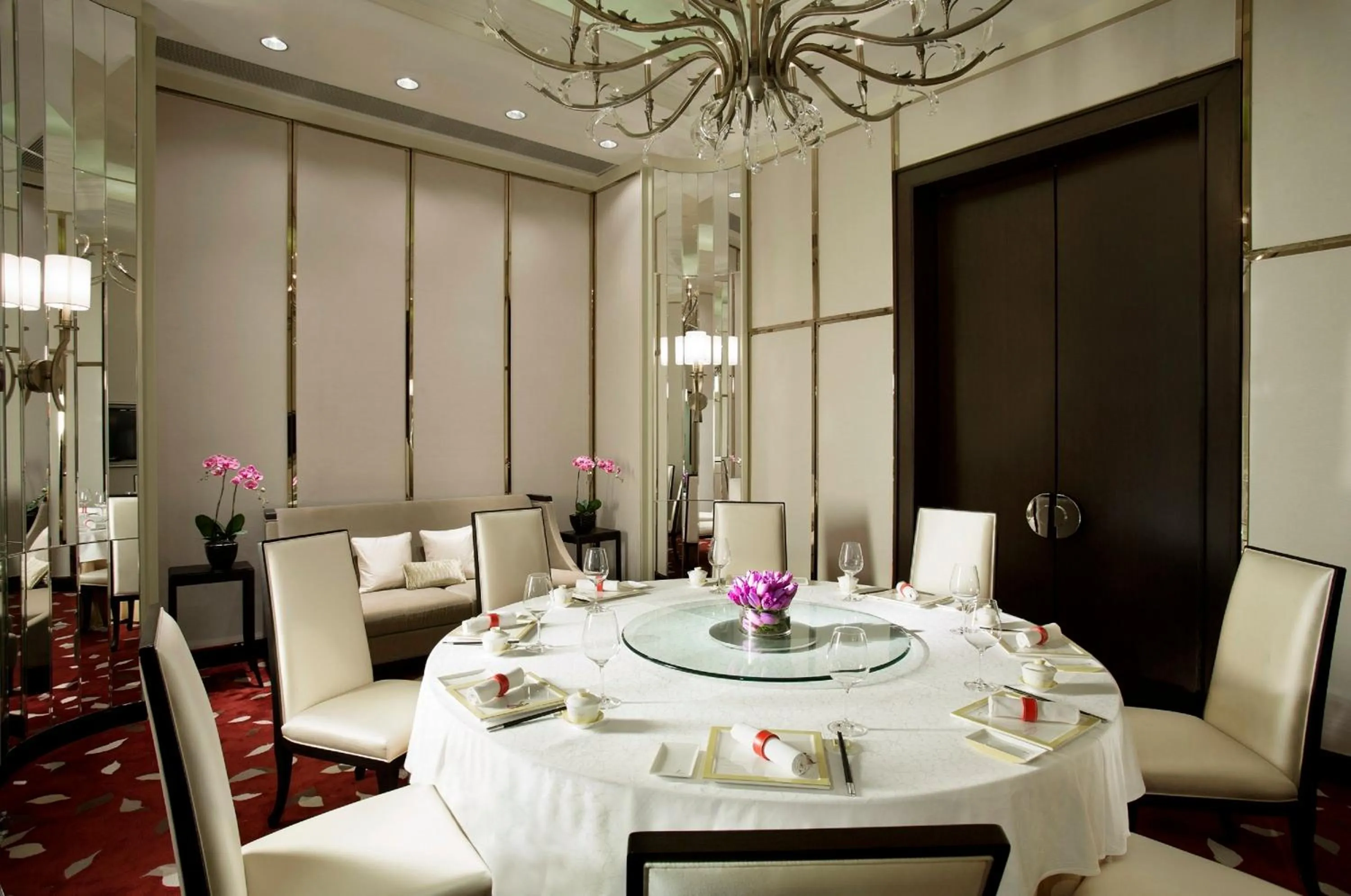 Restaurant/places to eat in The Langham, Shenzhen