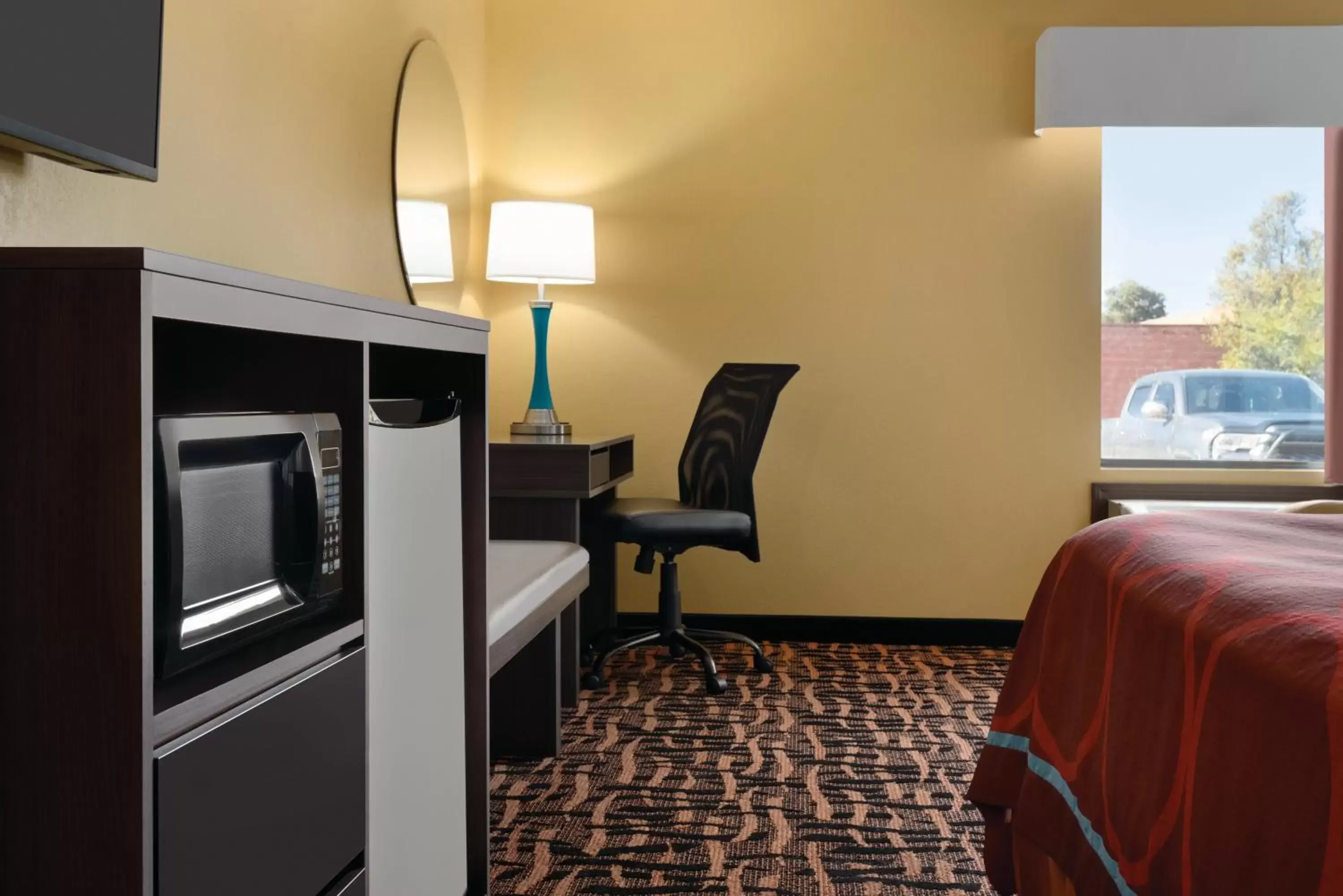 TV and multimedia, TV/Entertainment Center in Super 8 by Wyndham Olive Branch