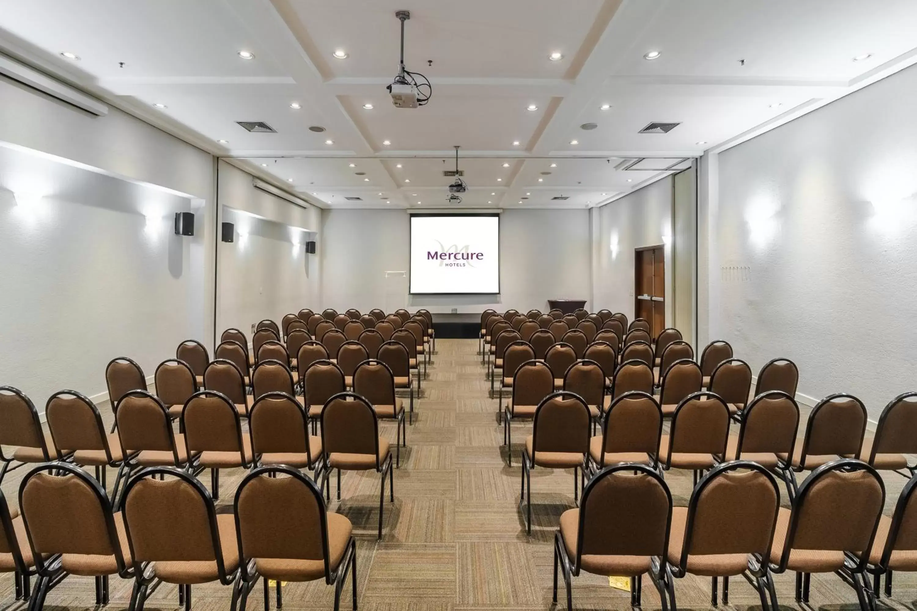 Business facilities in Mercure Guarulhos Aeroporto