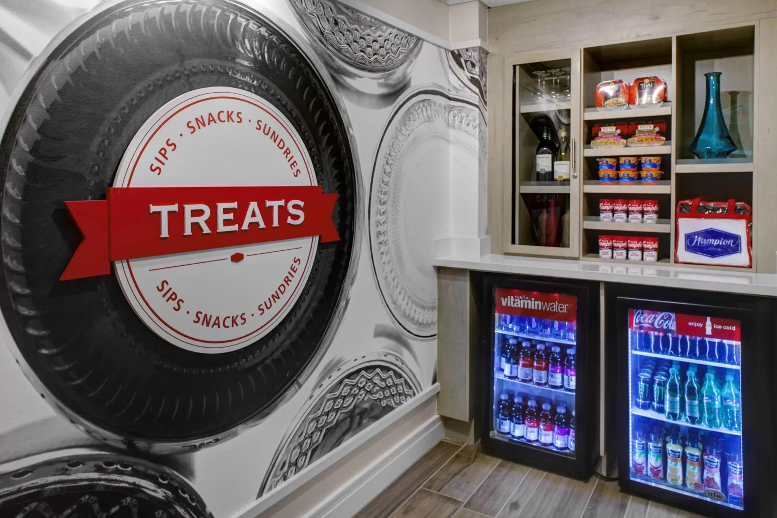 Restaurant/places to eat in Hampton Inn Atlanta-Georgia Tech-Downtown Restaurant/places to eat in Hampton Inn Atlanta-Georgia Tech-Downtown