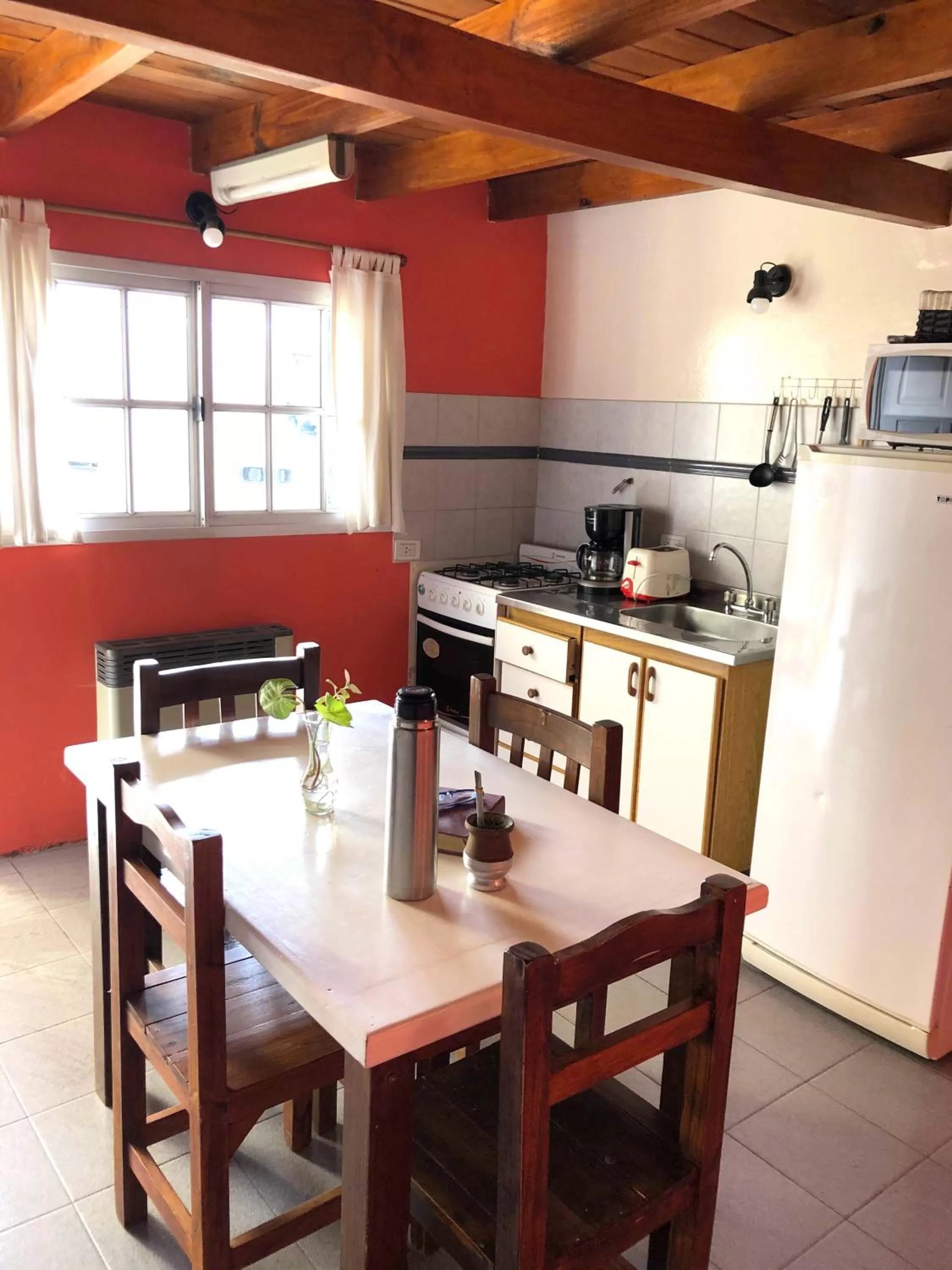 Dining area in Apart Haiken