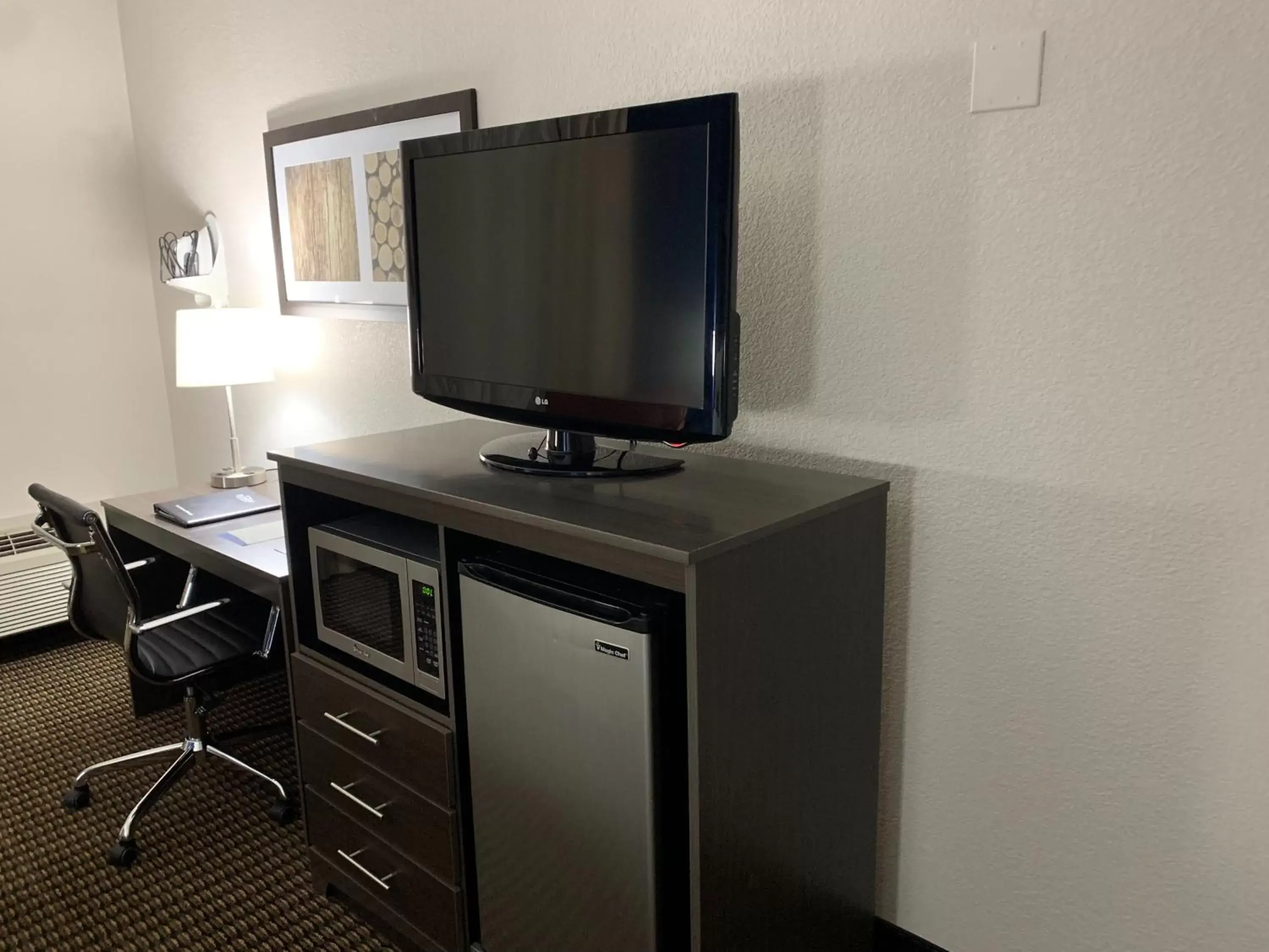 TV and multimedia, TV/Entertainment Center in Baymont by Wyndham Casa Grande