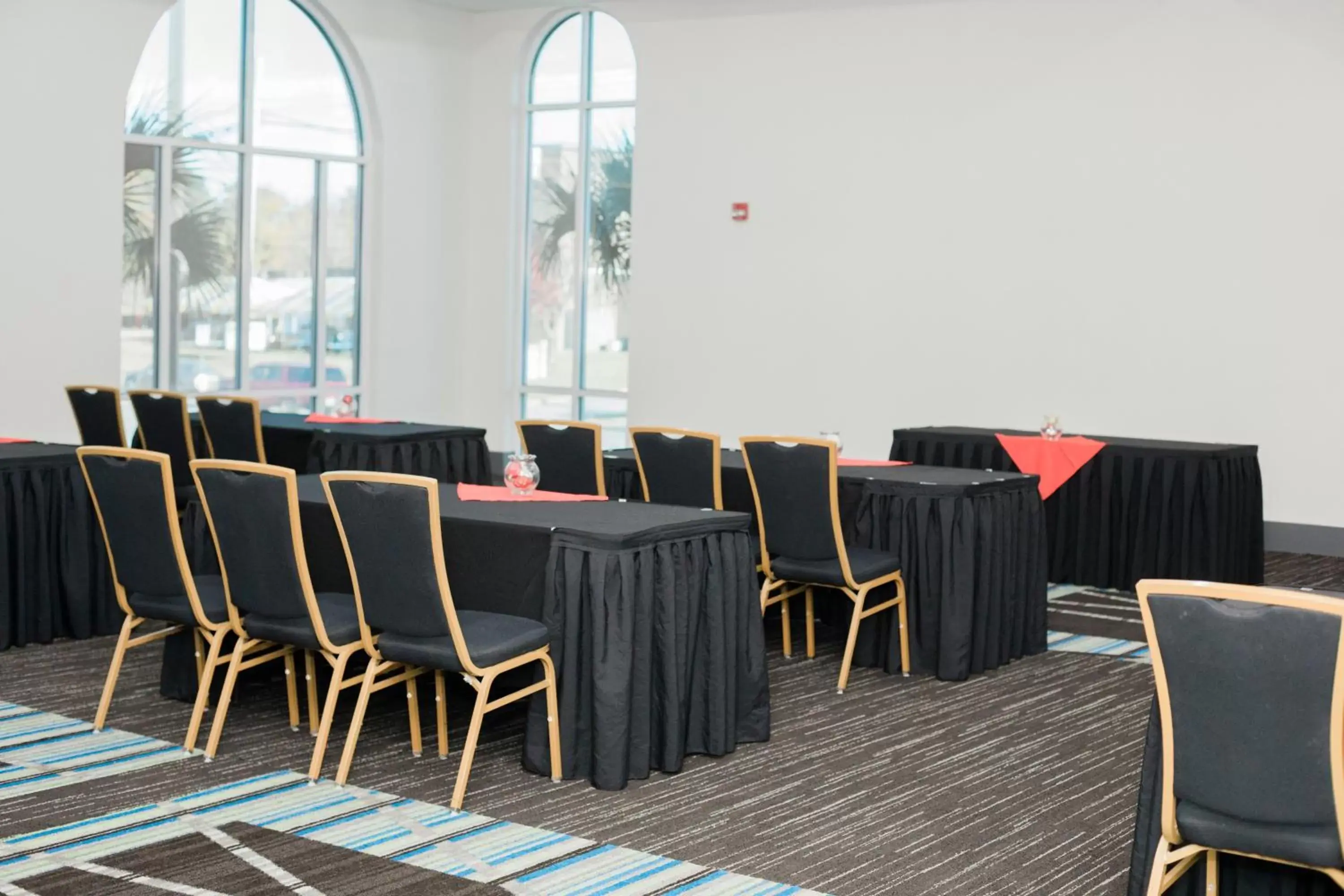 Meeting/conference room in Holiday Inn Express Hotel & Suites Columbia-Fort Jackson, an IHG Hotel