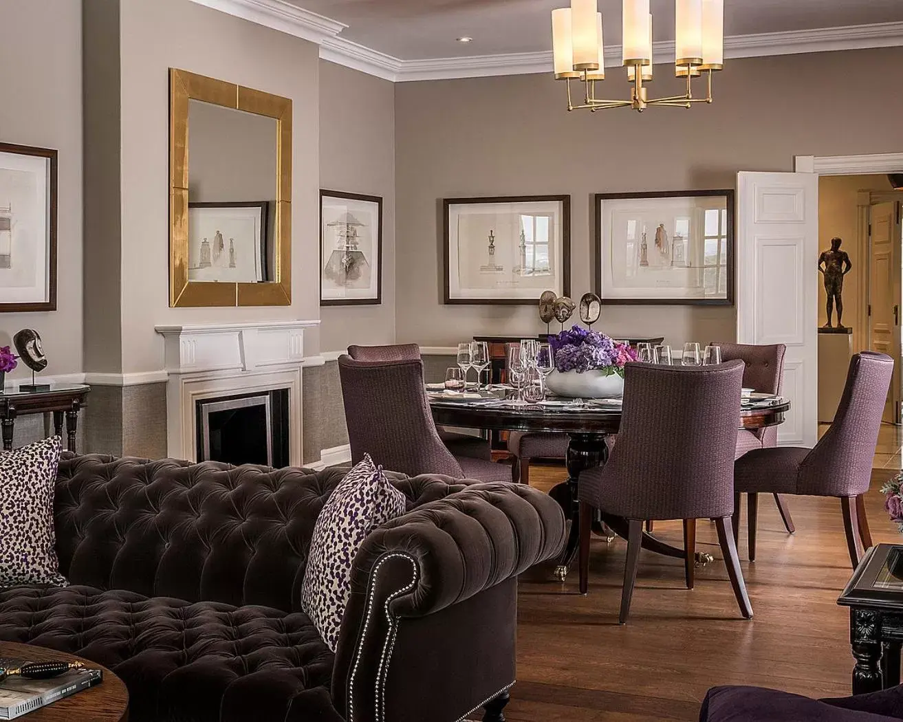 Dining area in Four Seasons Hotel The Westcliff