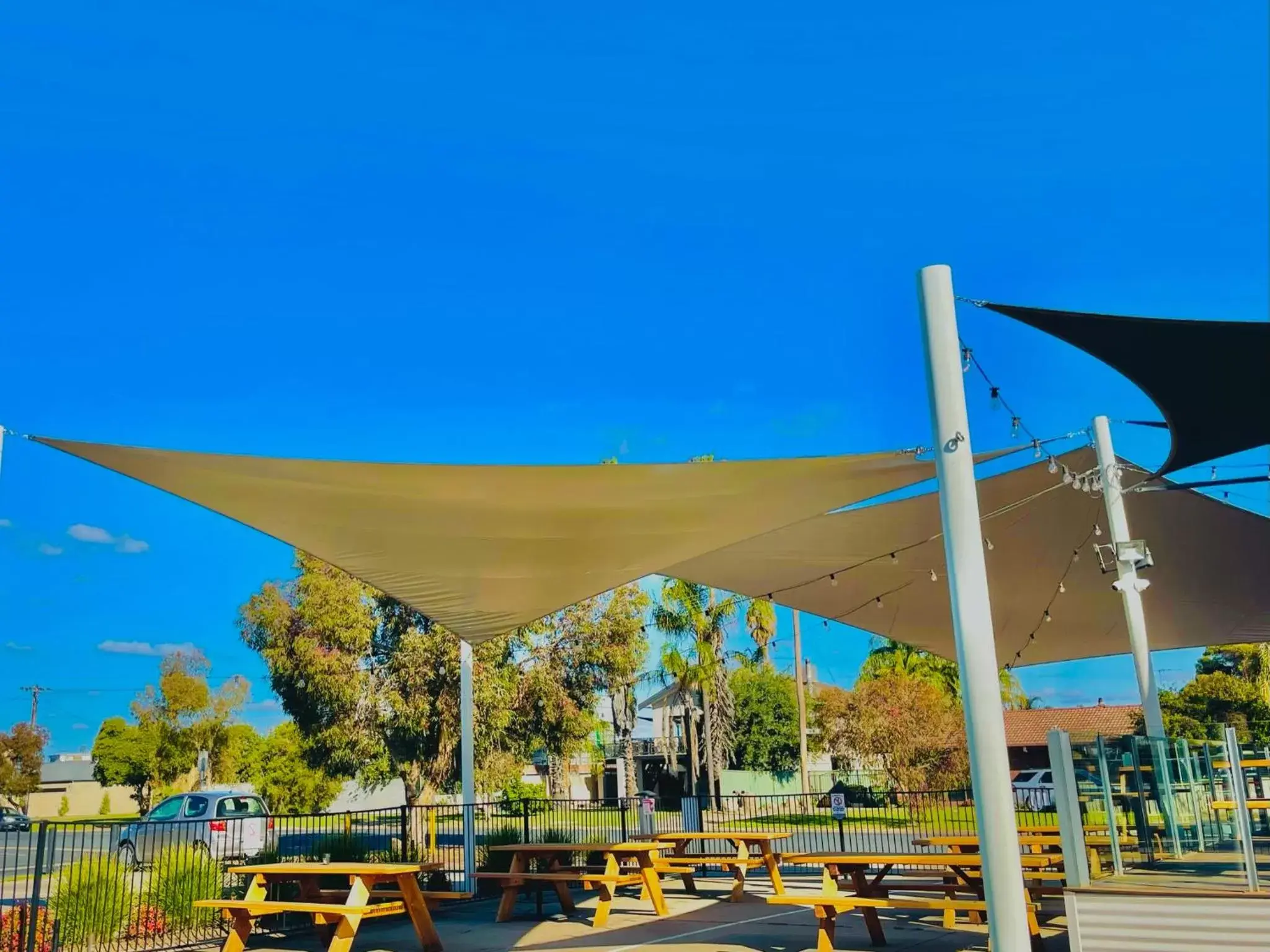 Garden in Lake Mulwala Hotel