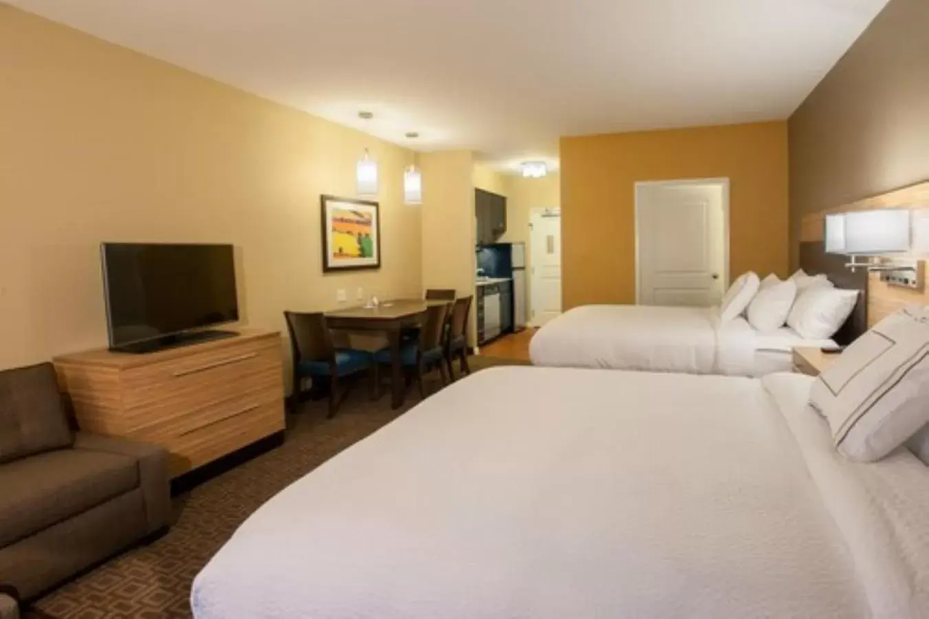 Bedroom in TownePlace Suites by Marriott Minneapolis near Mall of America