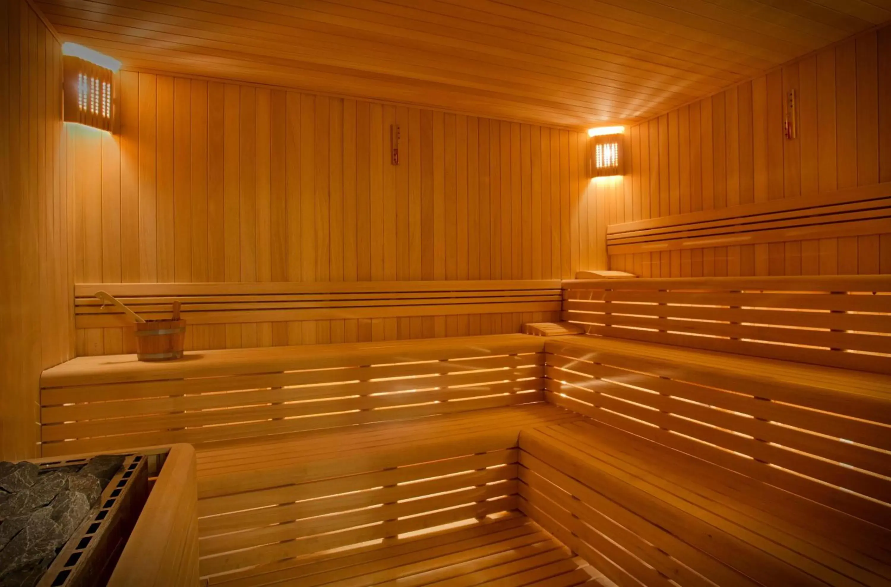 Sauna in Akra Hotel